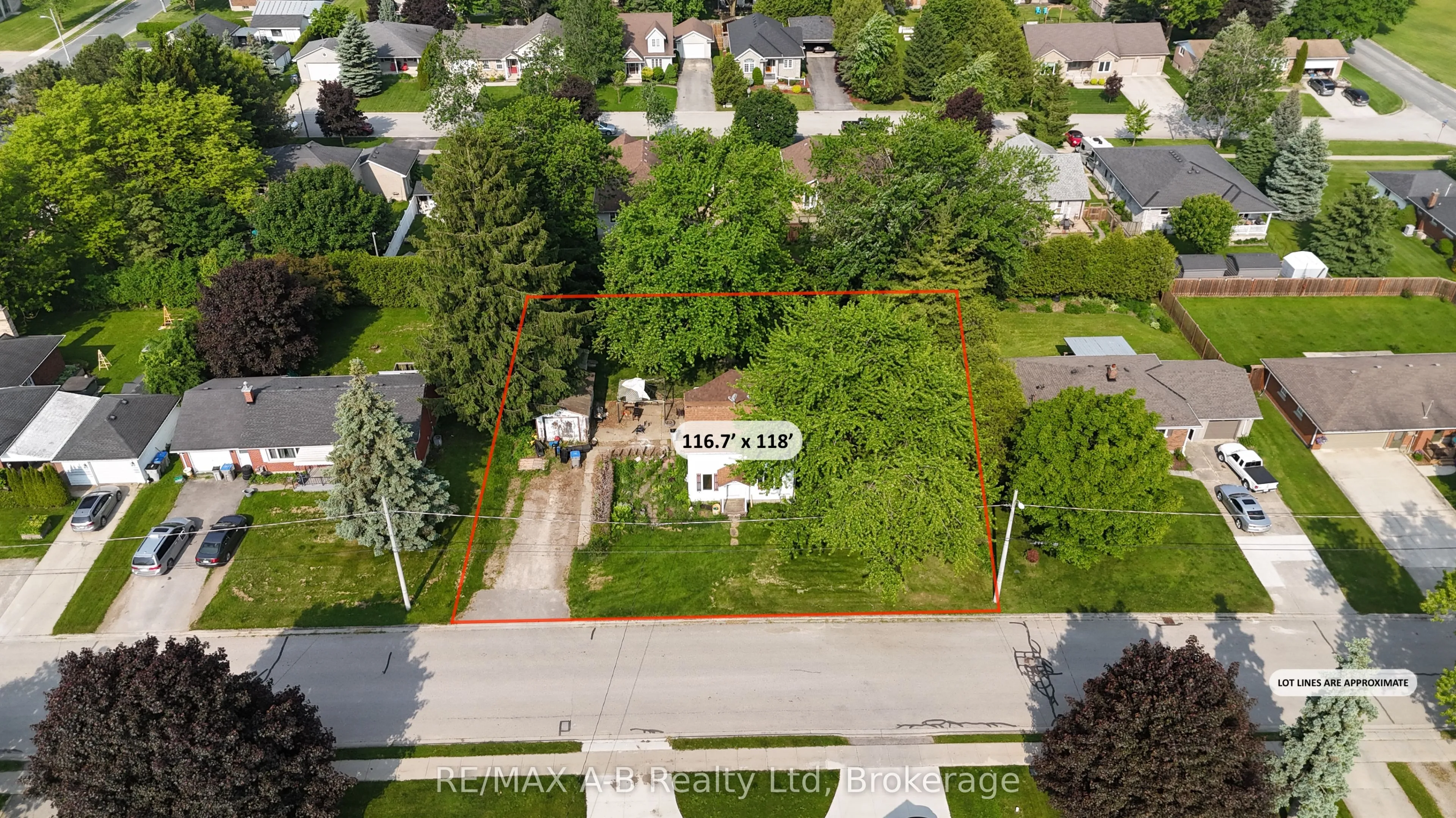 Detached Home For Sale | X12199738