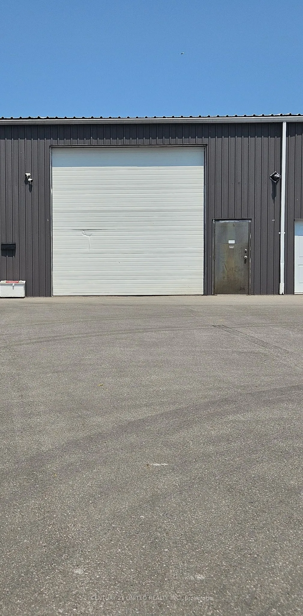 Industrial Property For Lease | X12260020