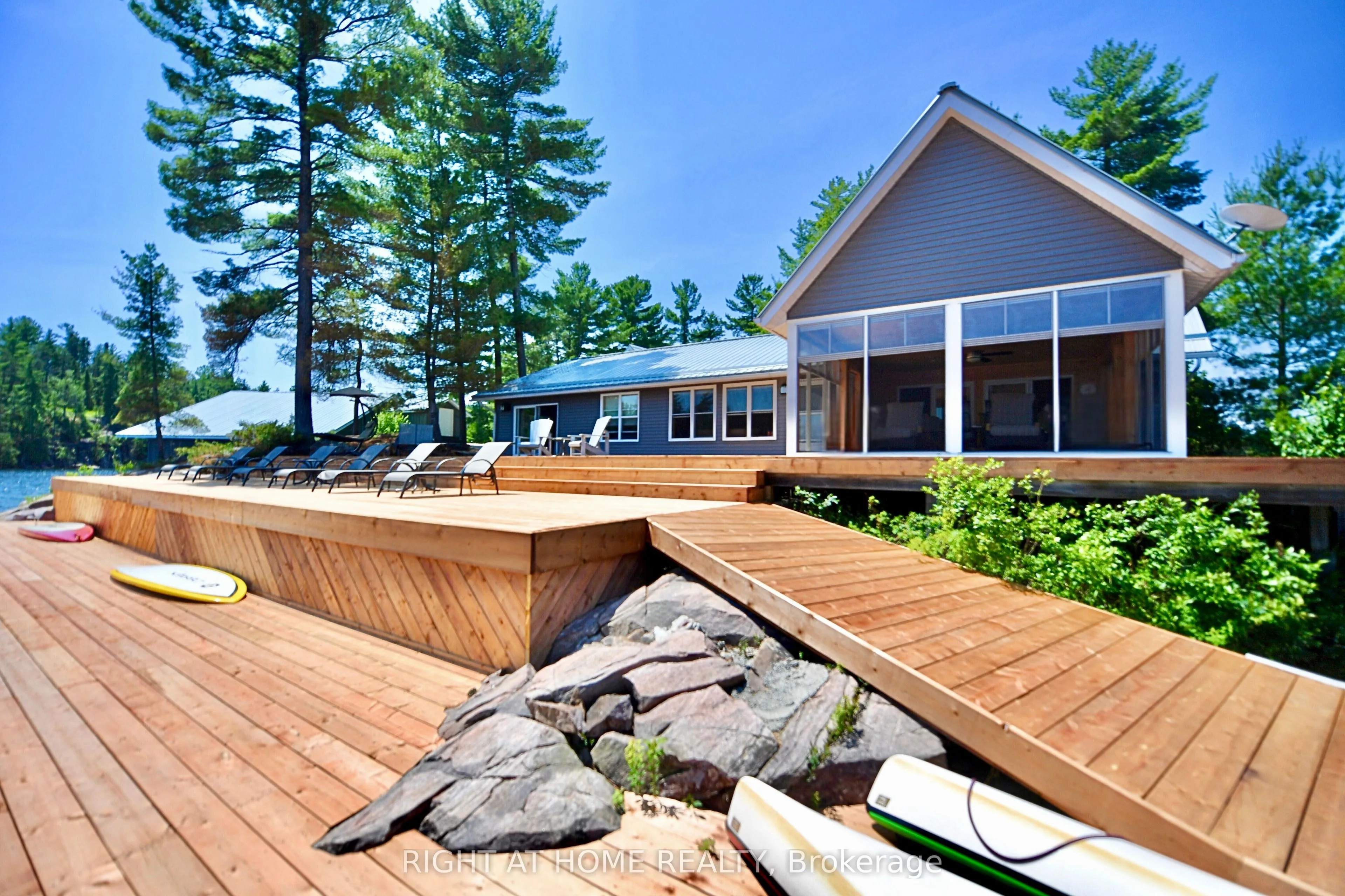 Detached Home For Sale | X12295553