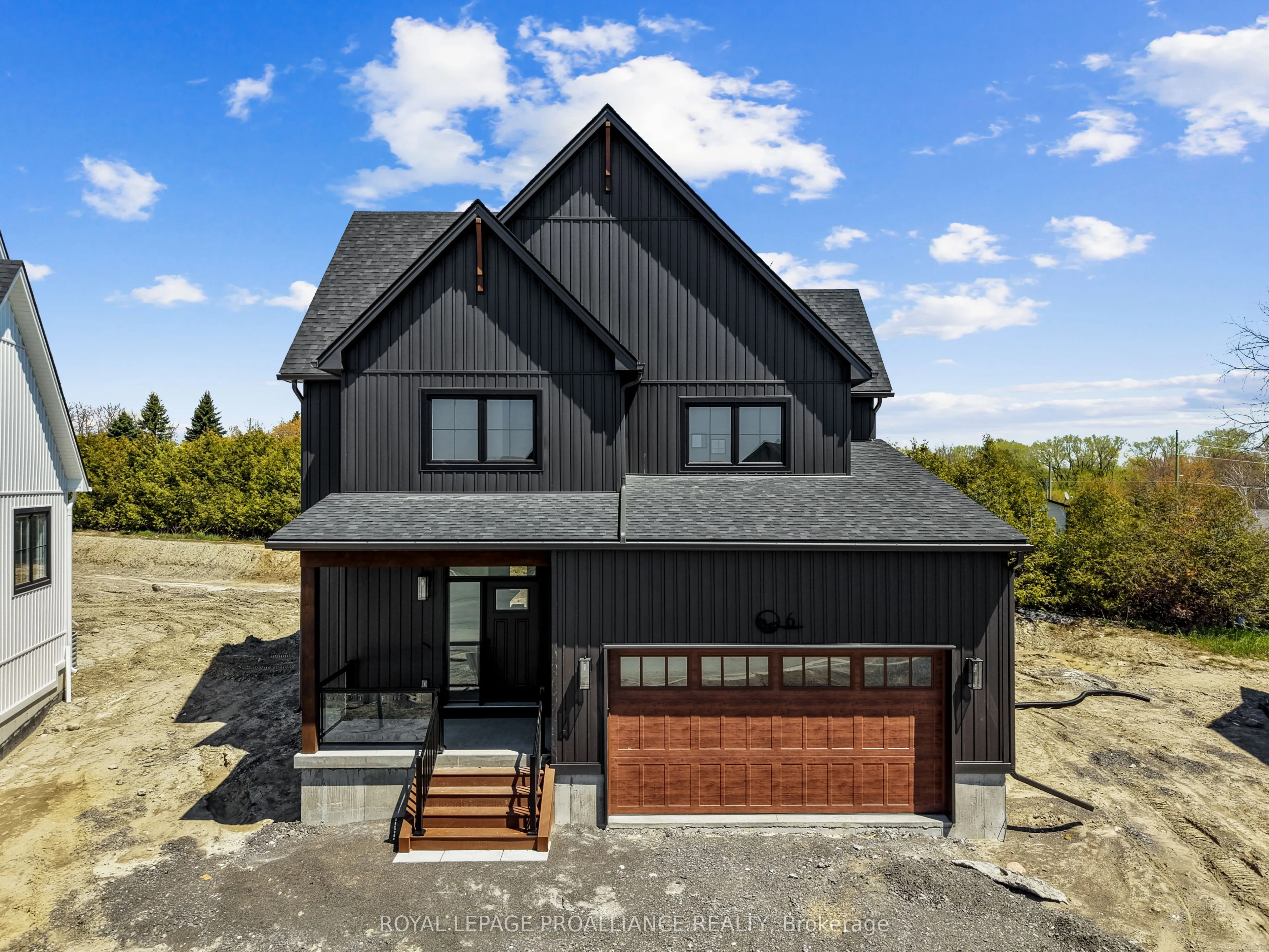Detached Home For Sale | X12298223