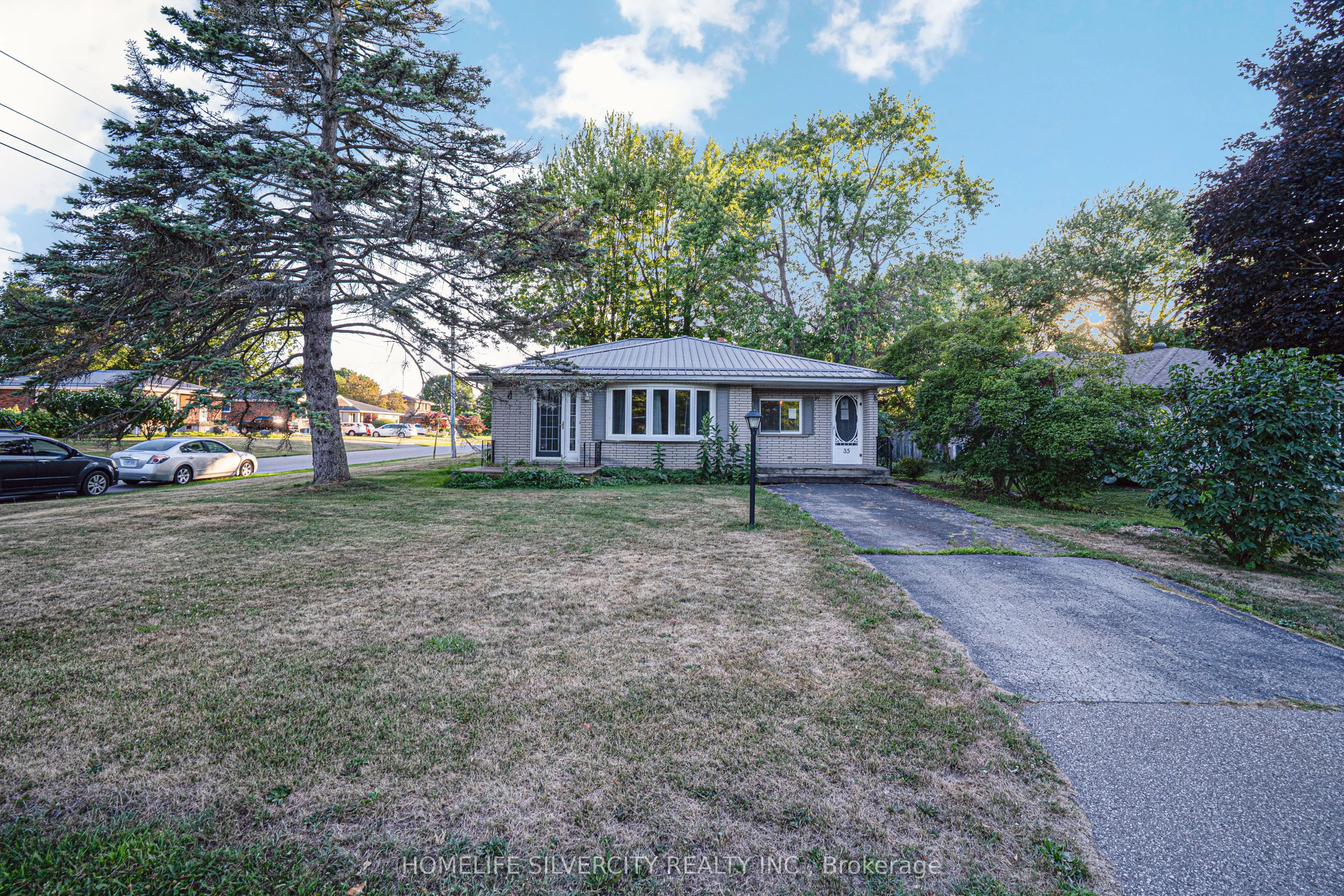 Detached Home For Sale | X12304733