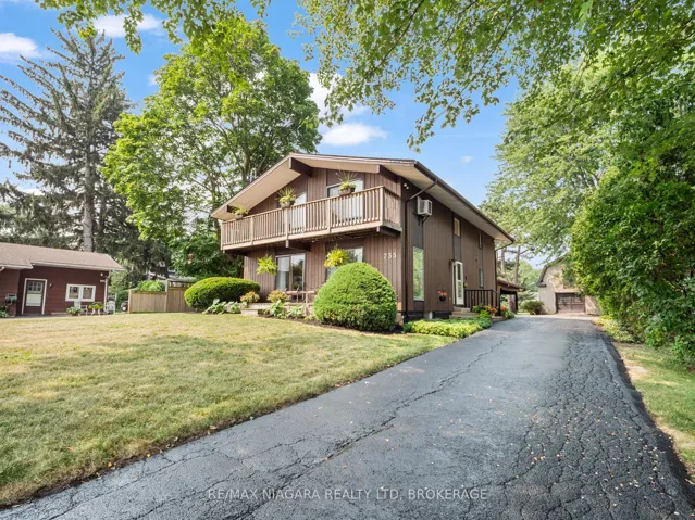 Waterfront home on the Niagara River