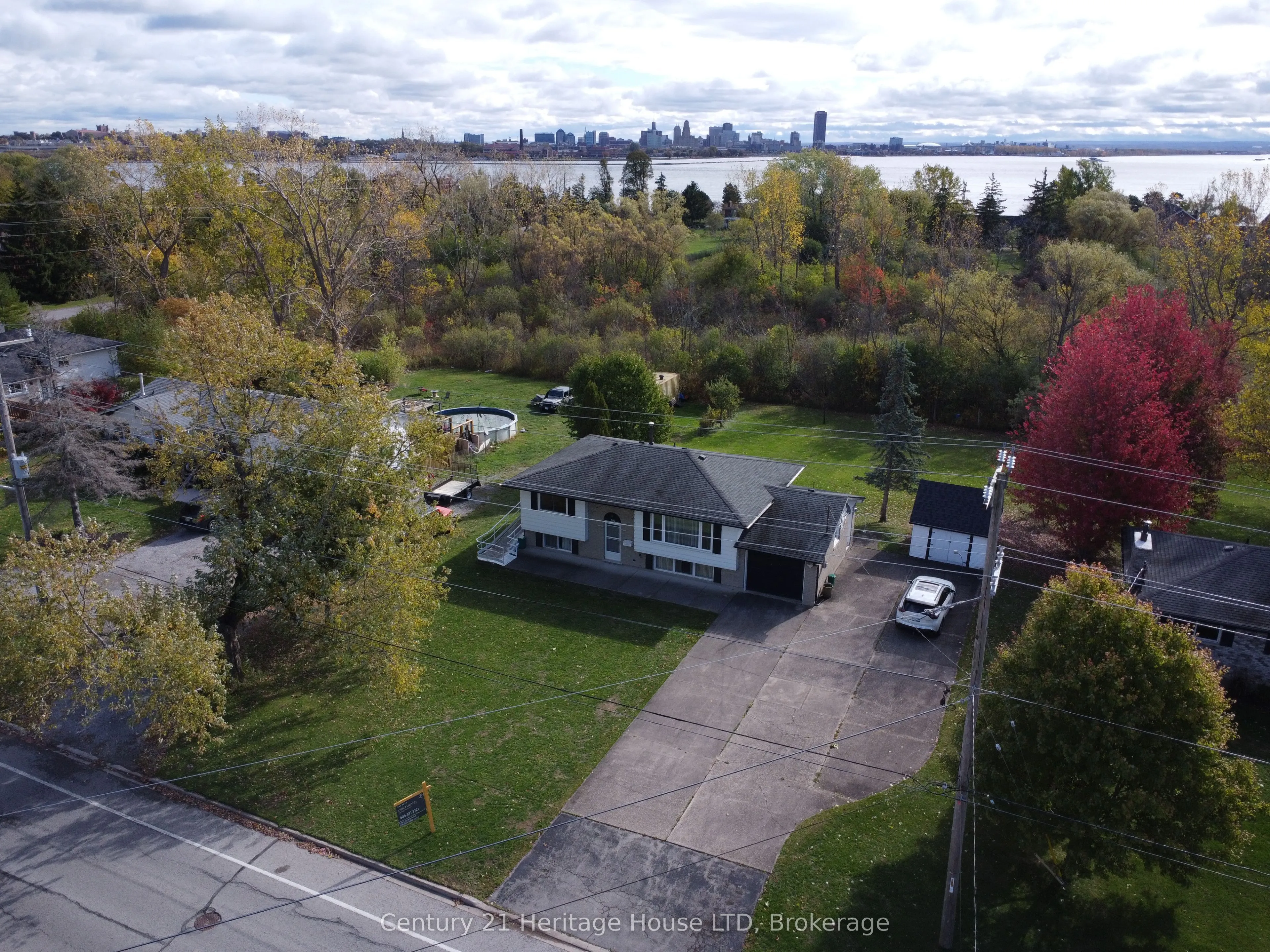Detached Home For Sale | X12336391