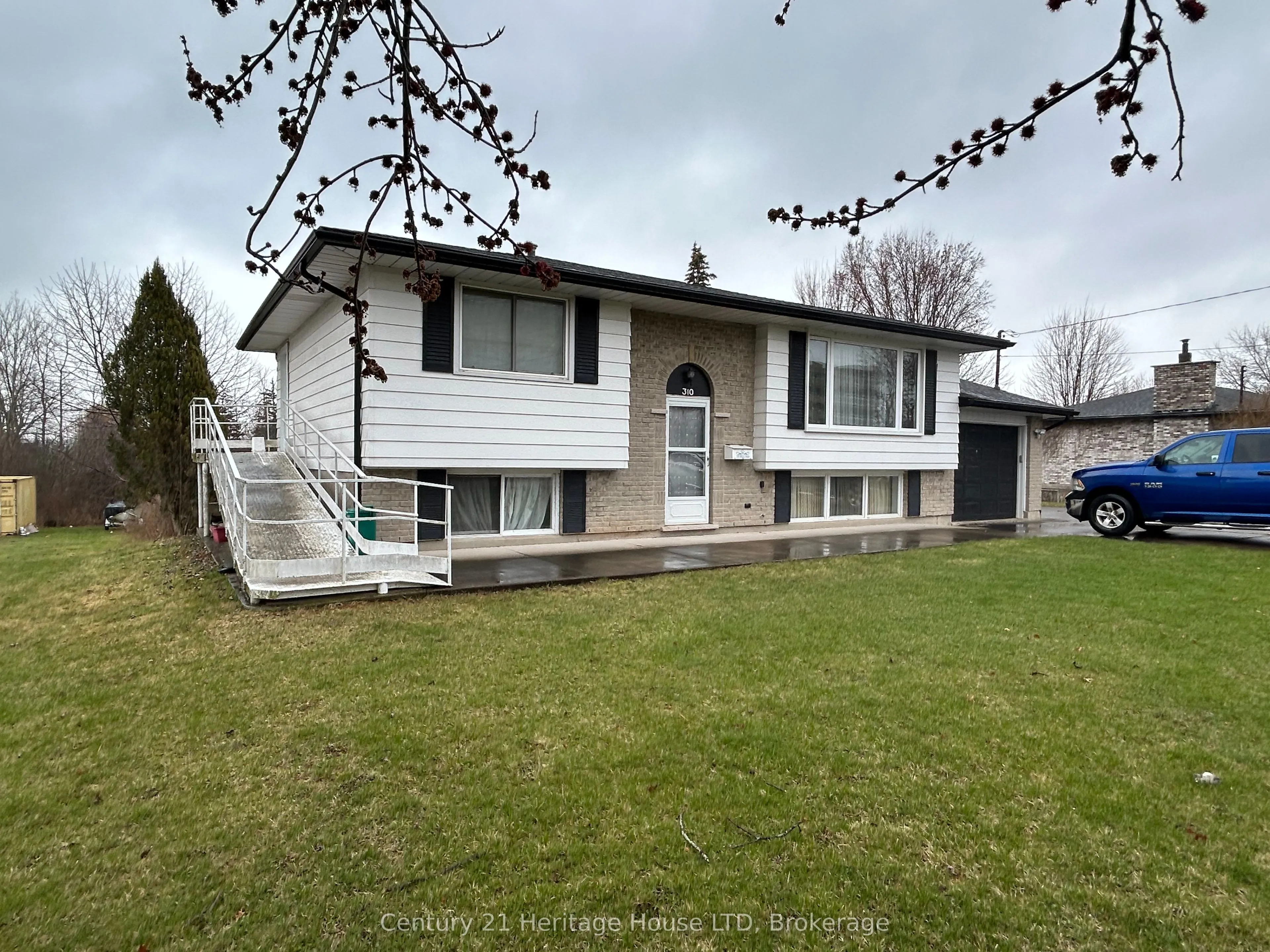 Detached Home For Sale | X12336391