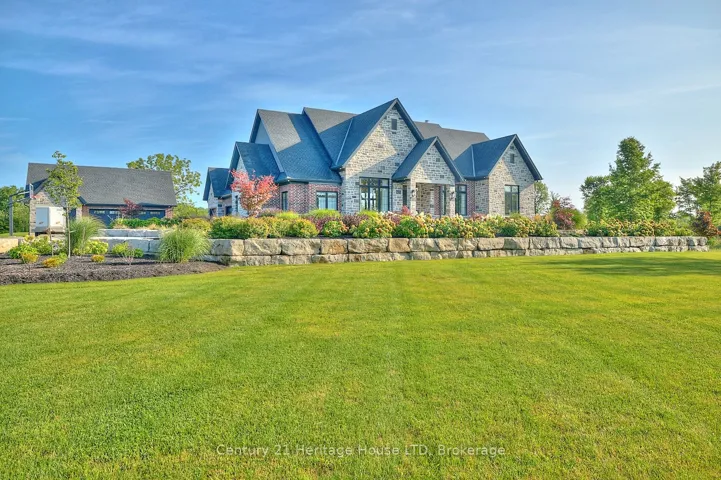 1716  Rebecca  Street, Fort Erie, ON L2A 5M4