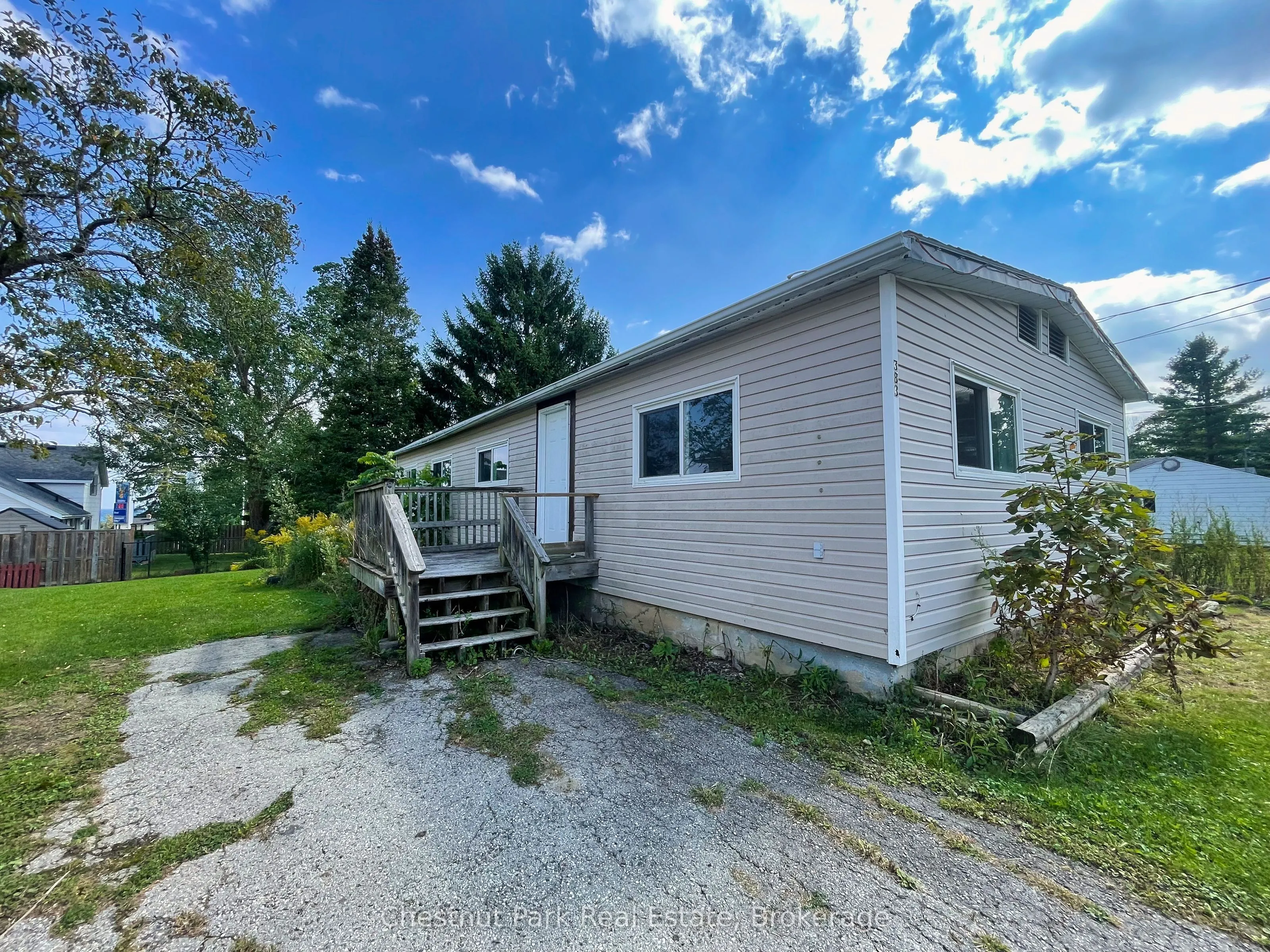 Detached Home For Sale | X12387994