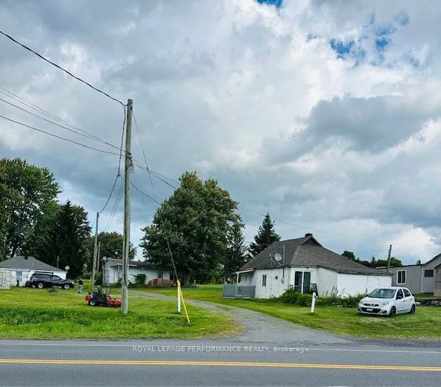 Detached Home For Sale | X12389346