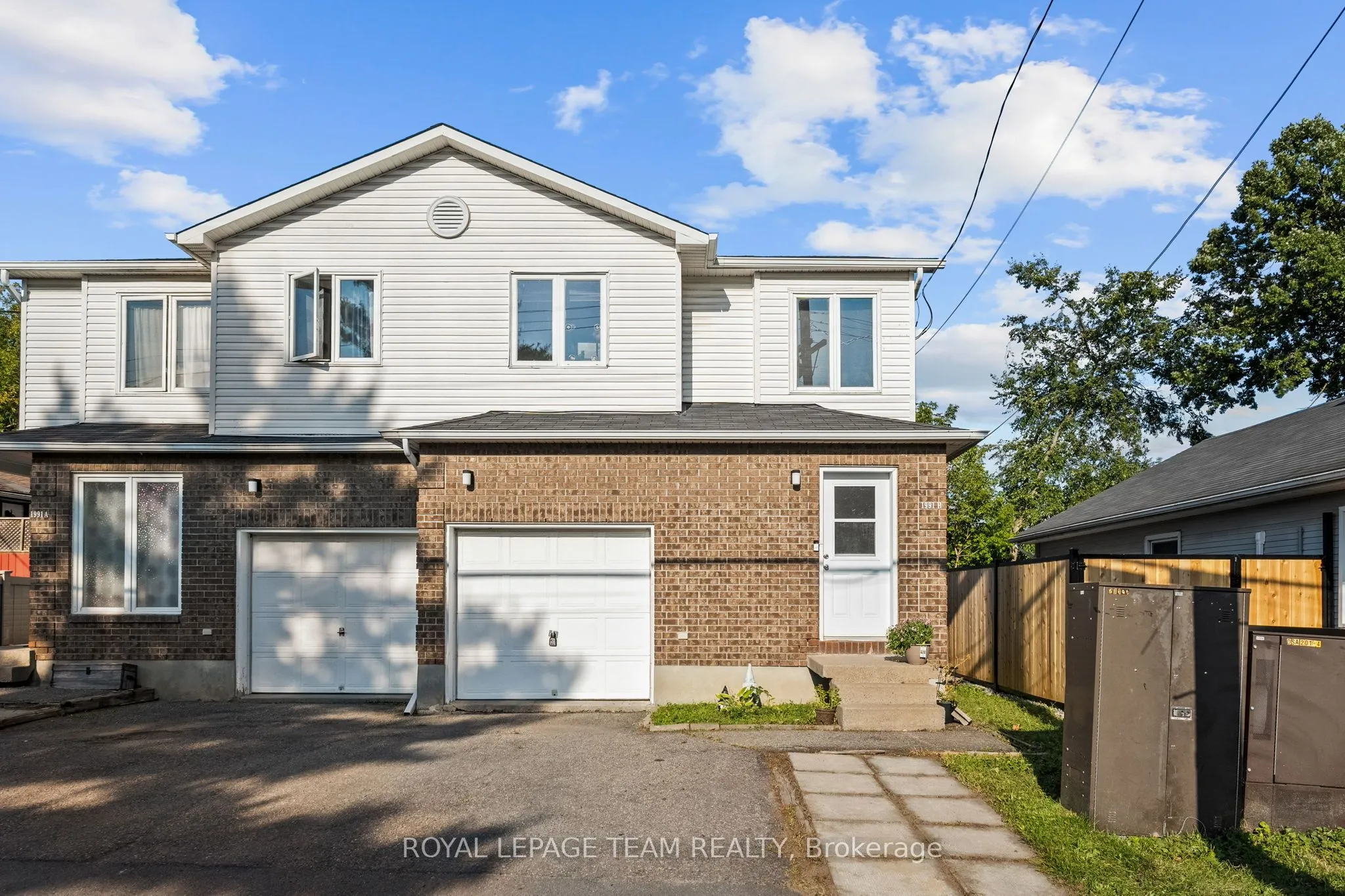 Duplex For Sale | X12394587
