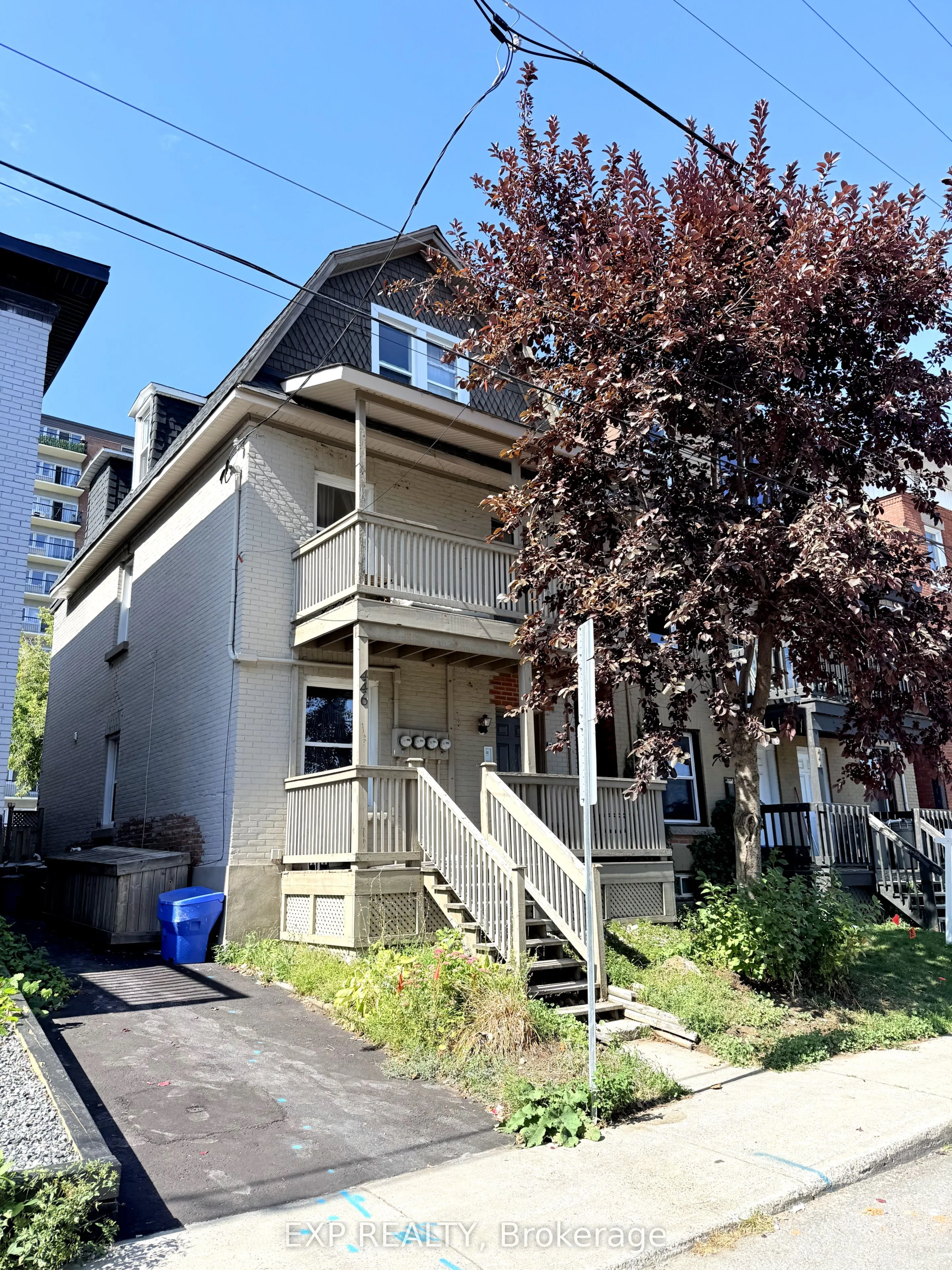 Triplex For Sale | X12402102