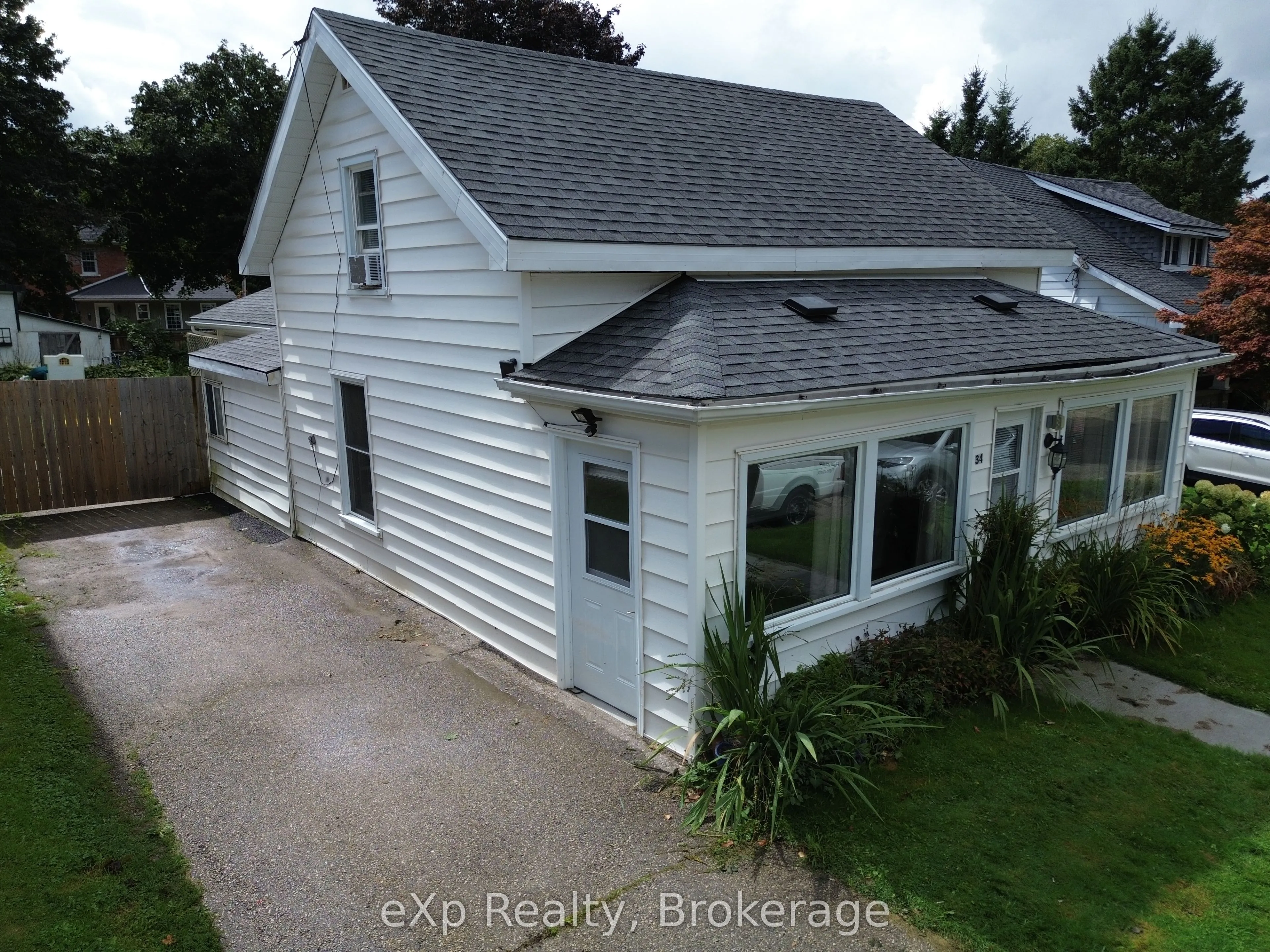 Detached Home For Sale | X12405015