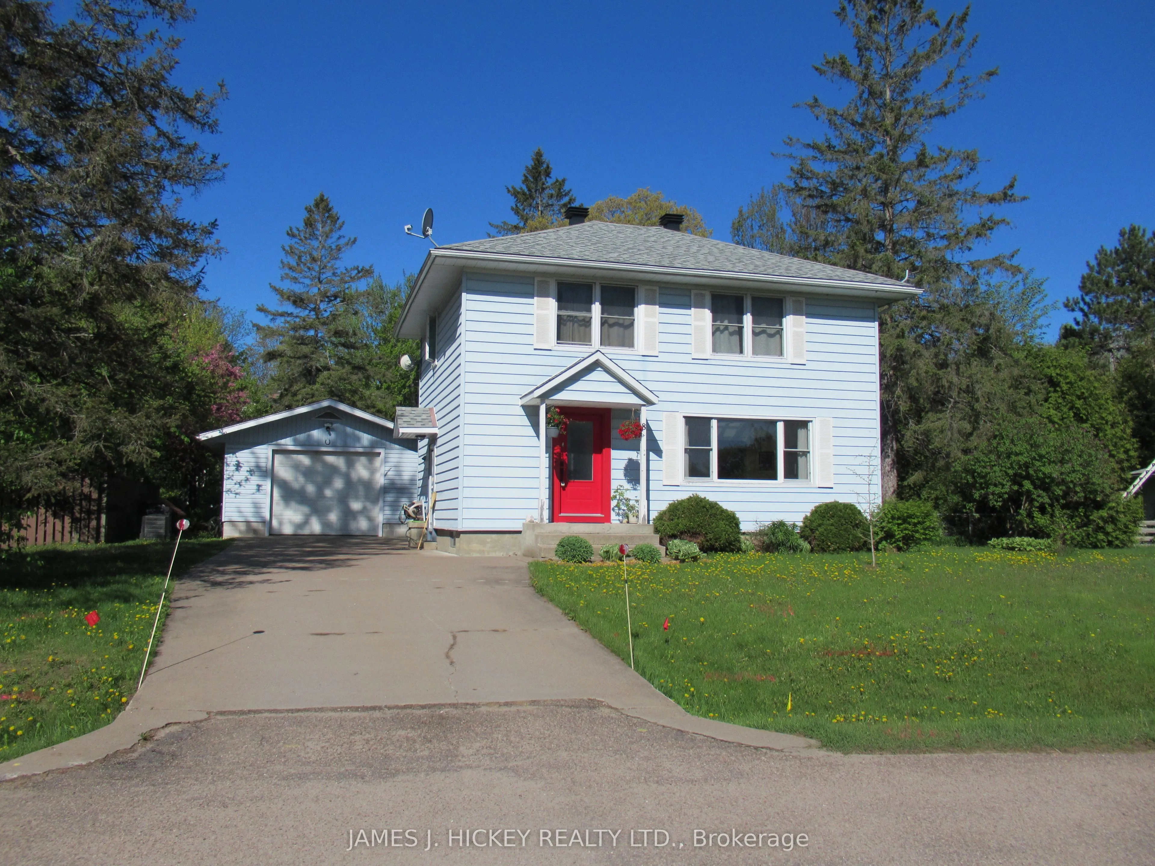 Detached Home For Sale | X12426980