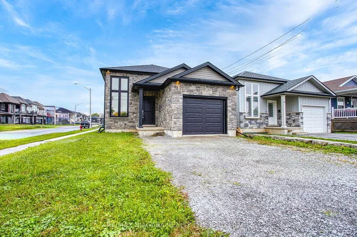 43  Sauer  Avenue, Welland, ON L3B 0C7