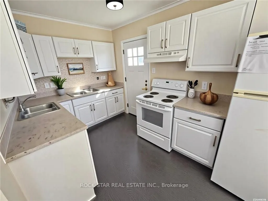 Duplex For Sale | X12439603