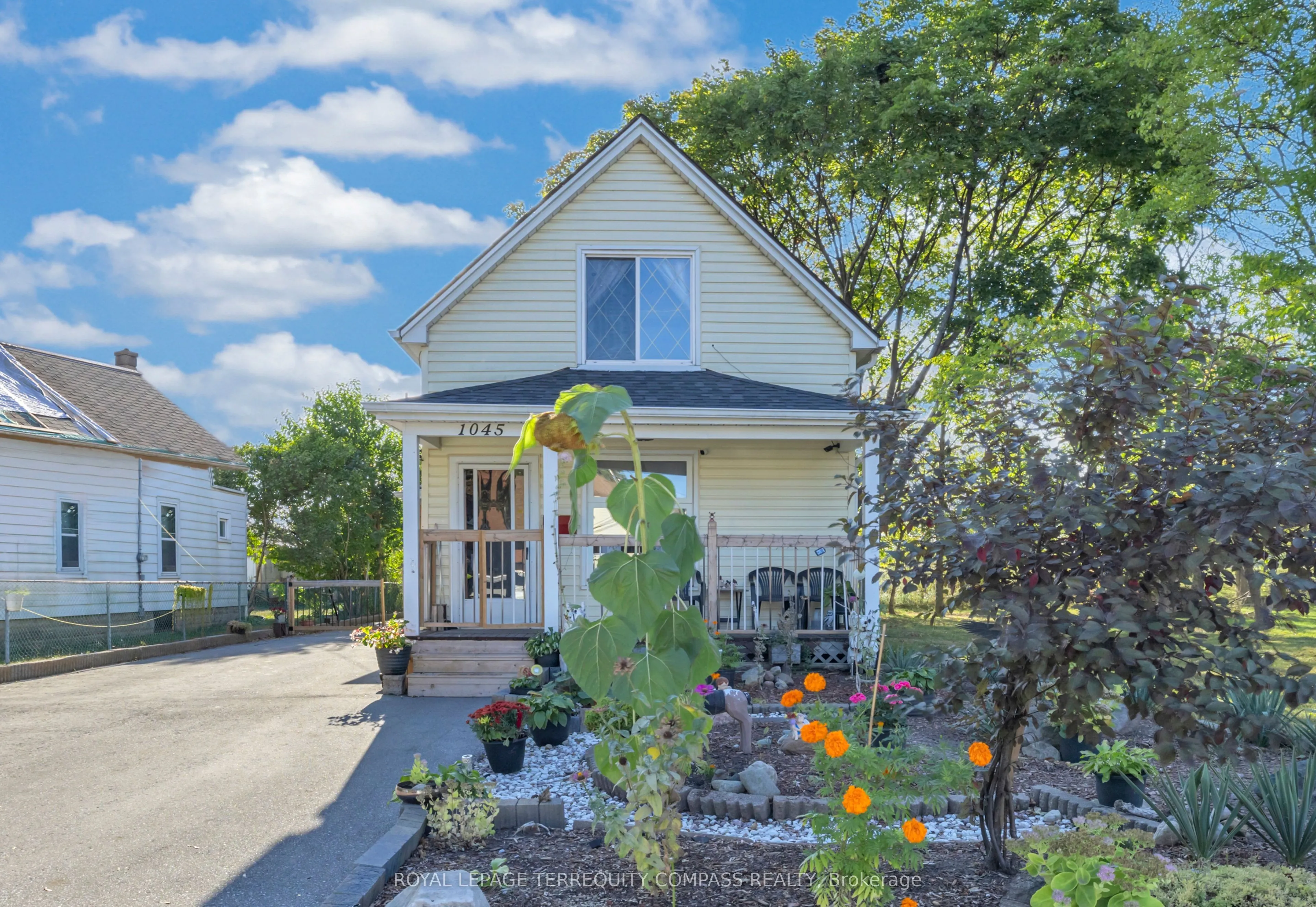 Detached Home For Sale | X12446634