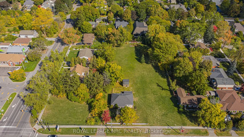 223-227  Mary  Street, Niagara-on-the-lake, ON L0S 1J0