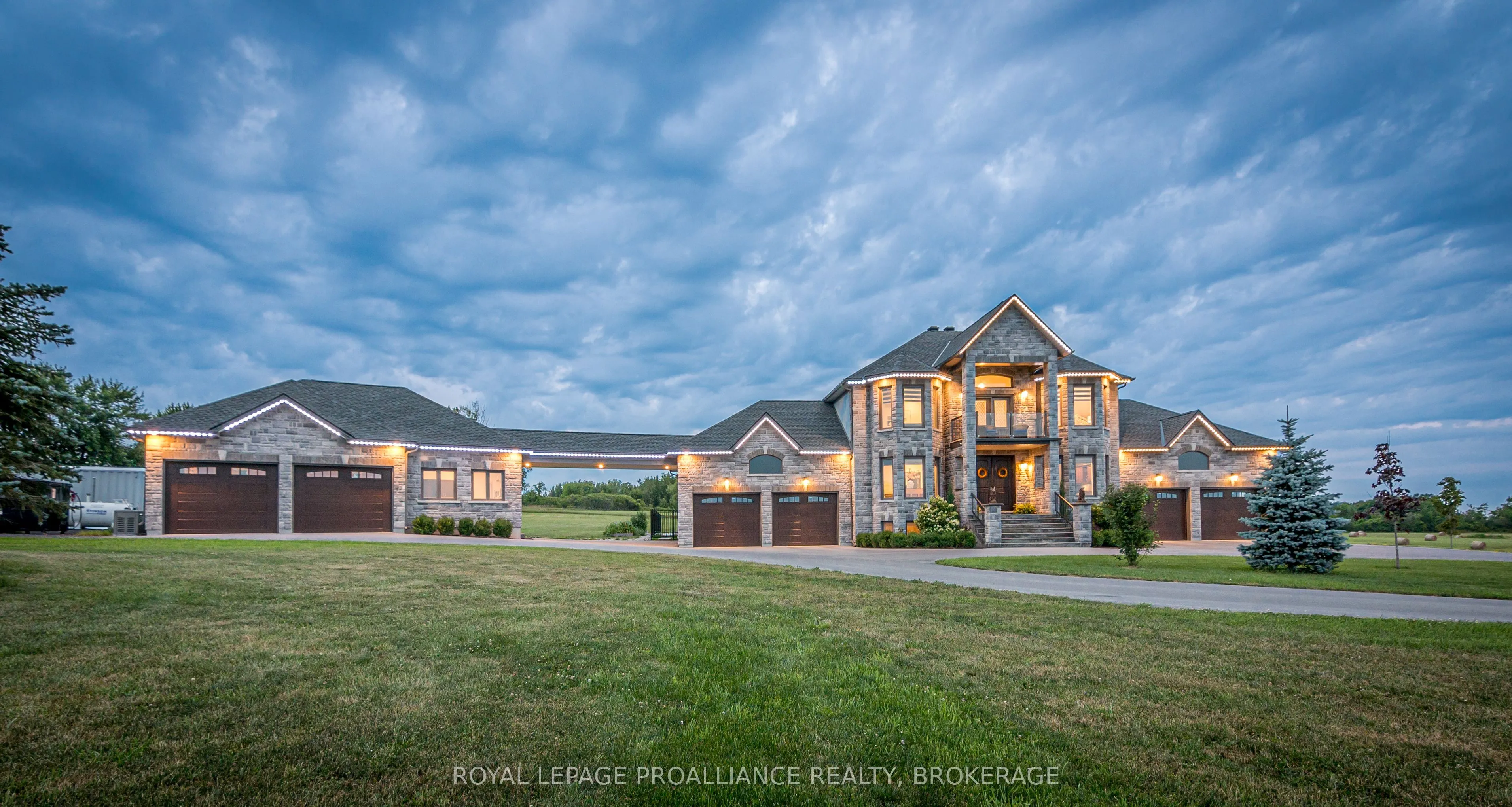 Detached Home For Sale | X12465249
