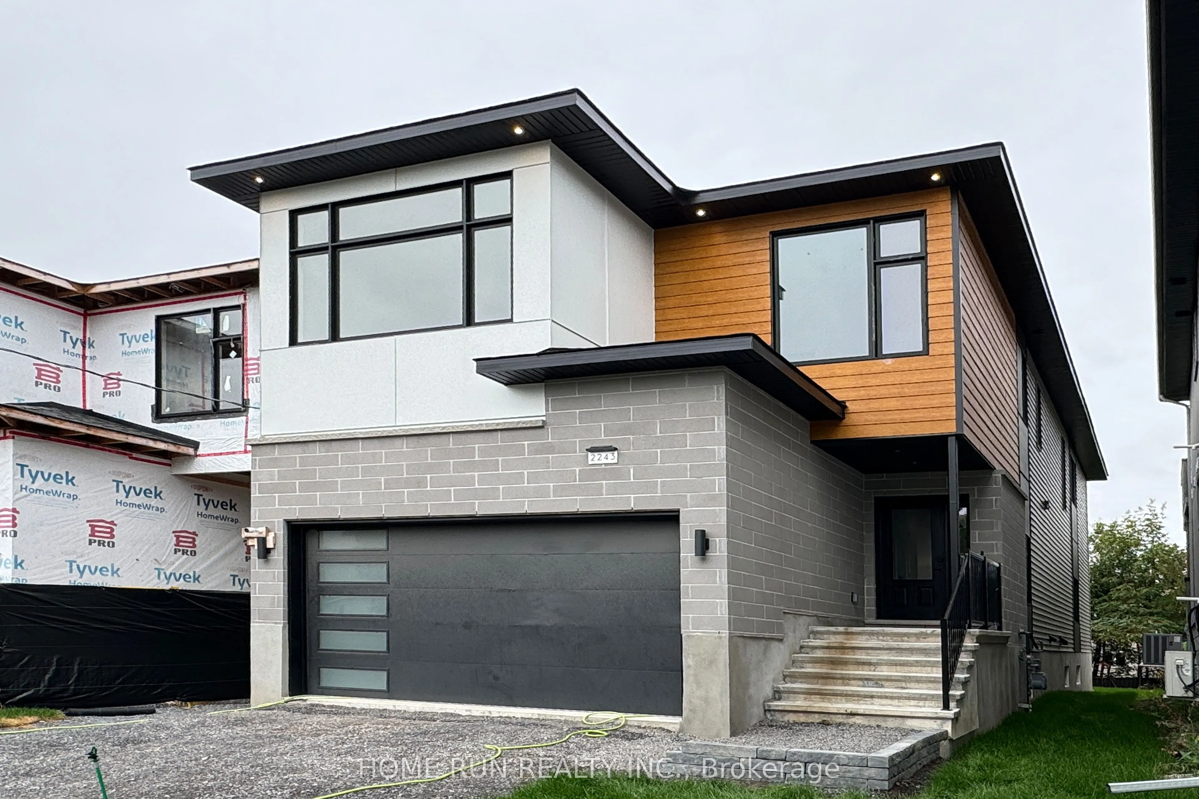 Detached Home For Sale | X12469436