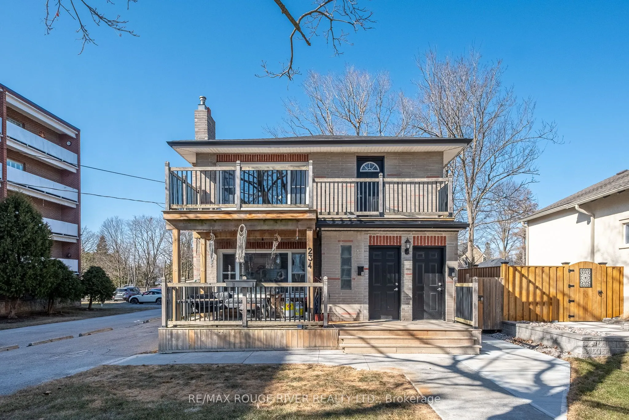 Triplex For Sale | X12479081