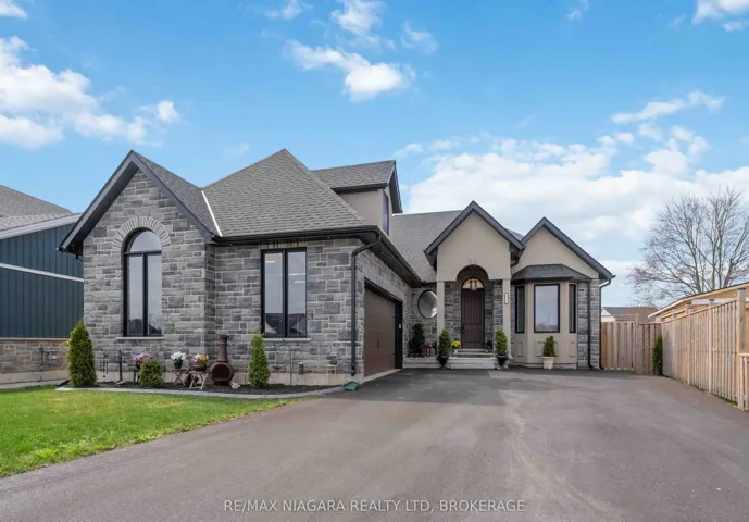 3555  CANFIELD  Crescent, Fort Erie, ON L0S 1S0