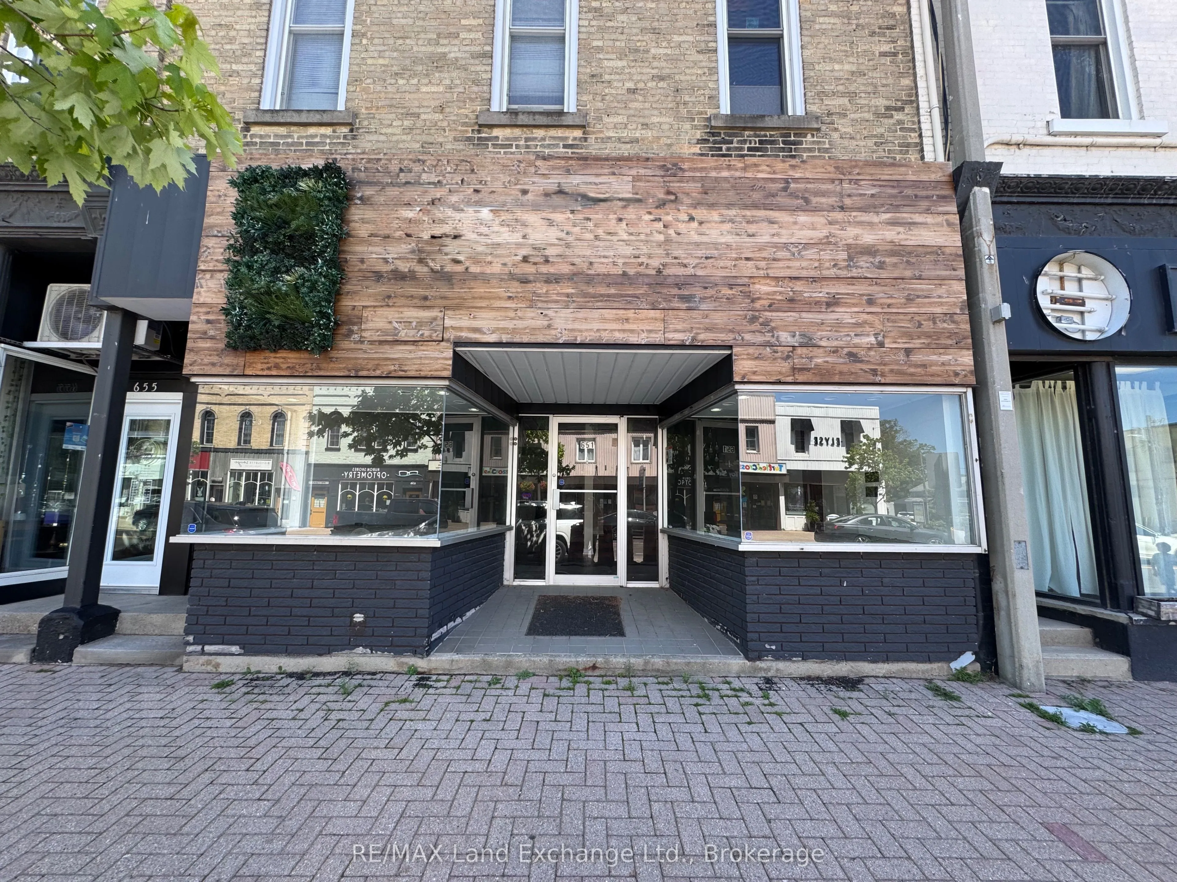 Property For Lease | X12487635
