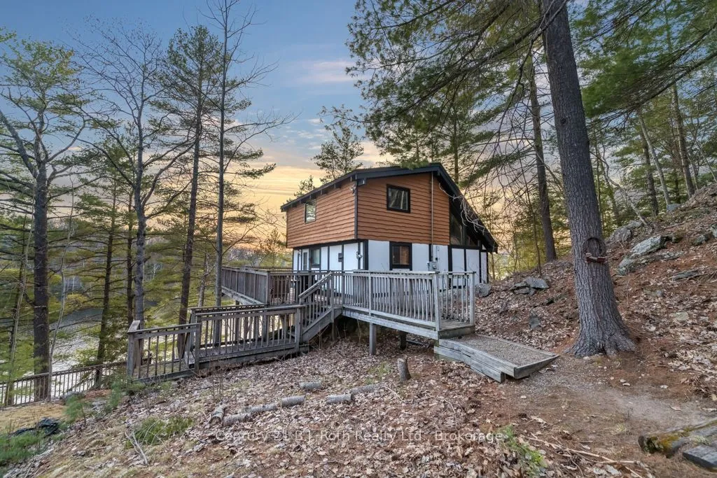 Detached Home For Sale | X12494562