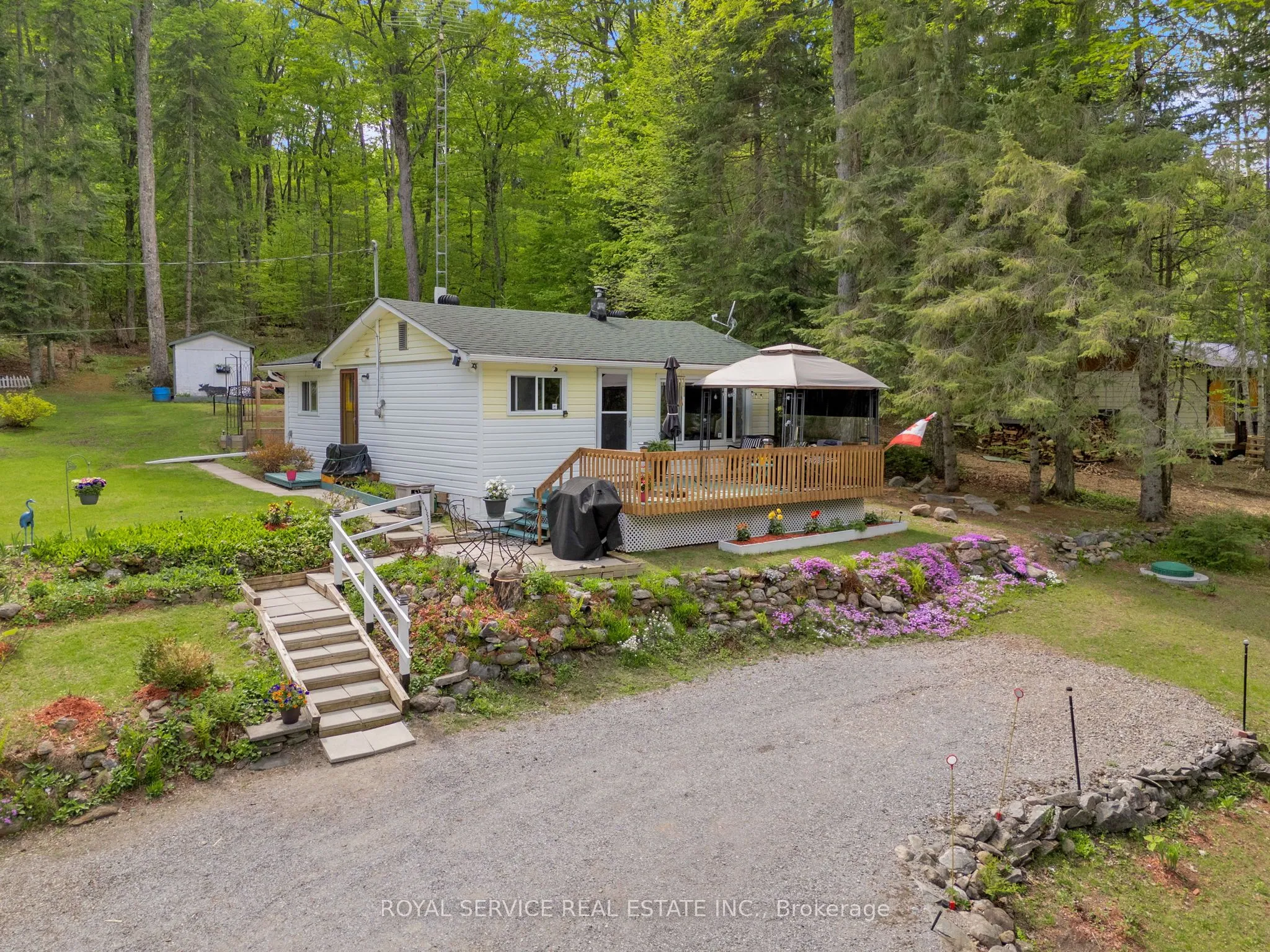 Detached Home For Sale | X12536296