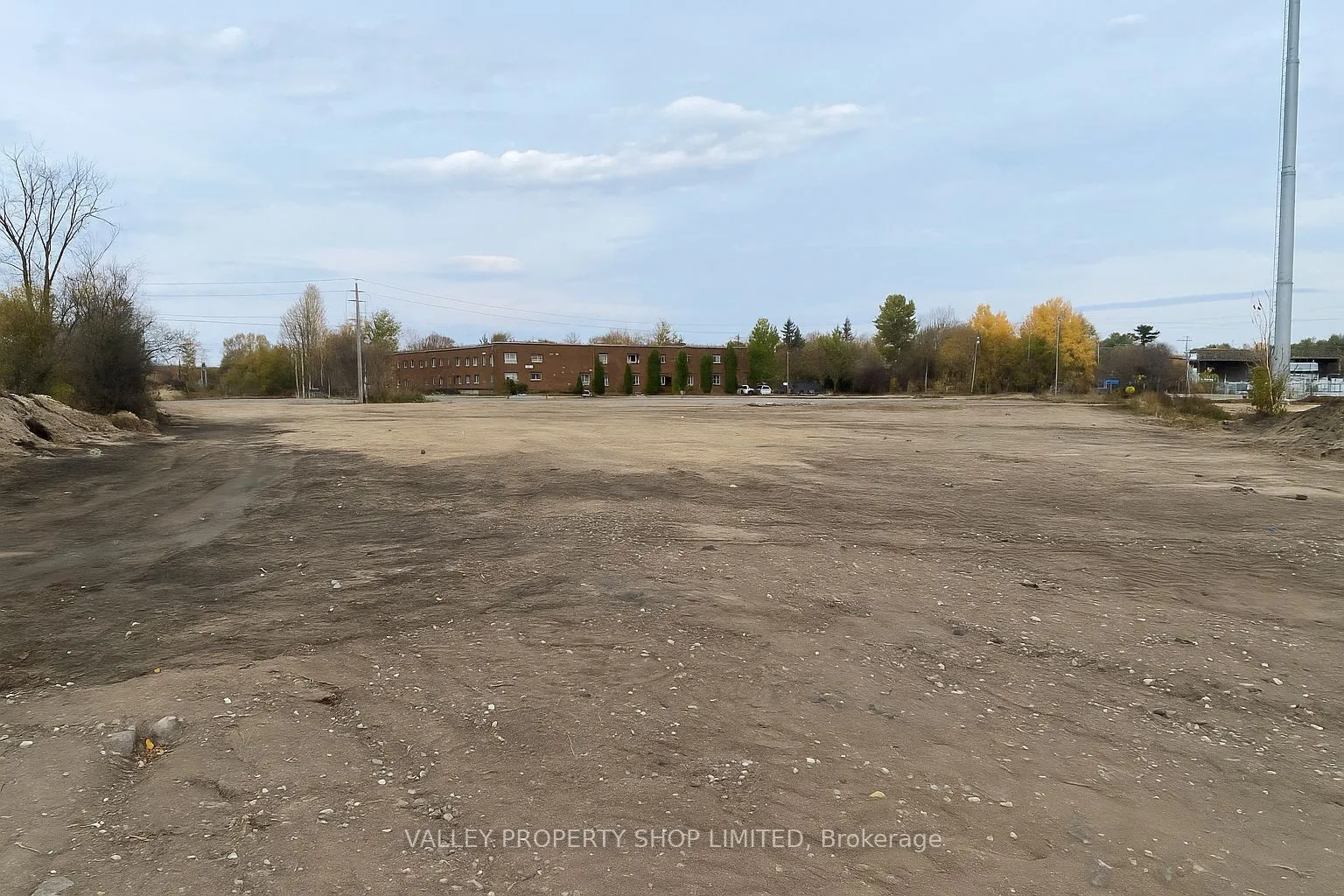 Land For Lease | X12537910