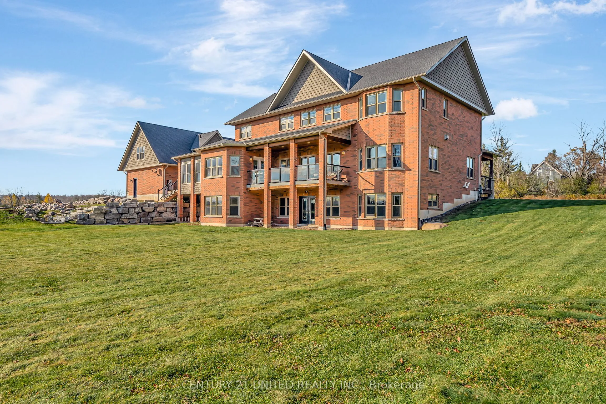 Detached Home For Sale | X12538720