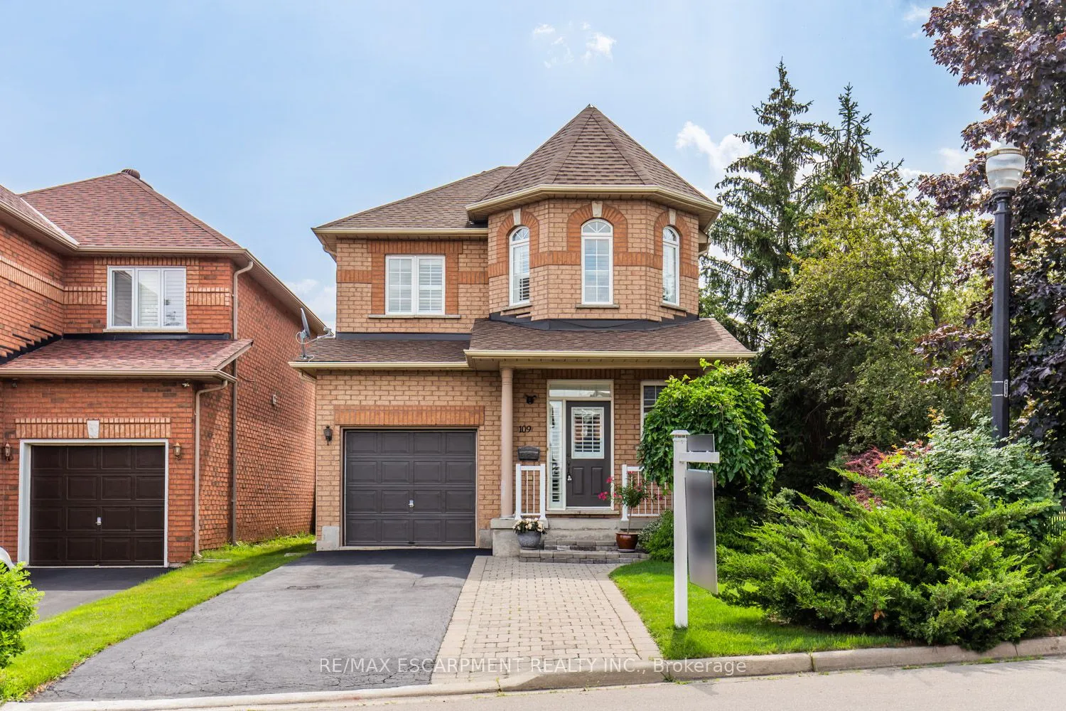 Detached Home For Sale | X12553542