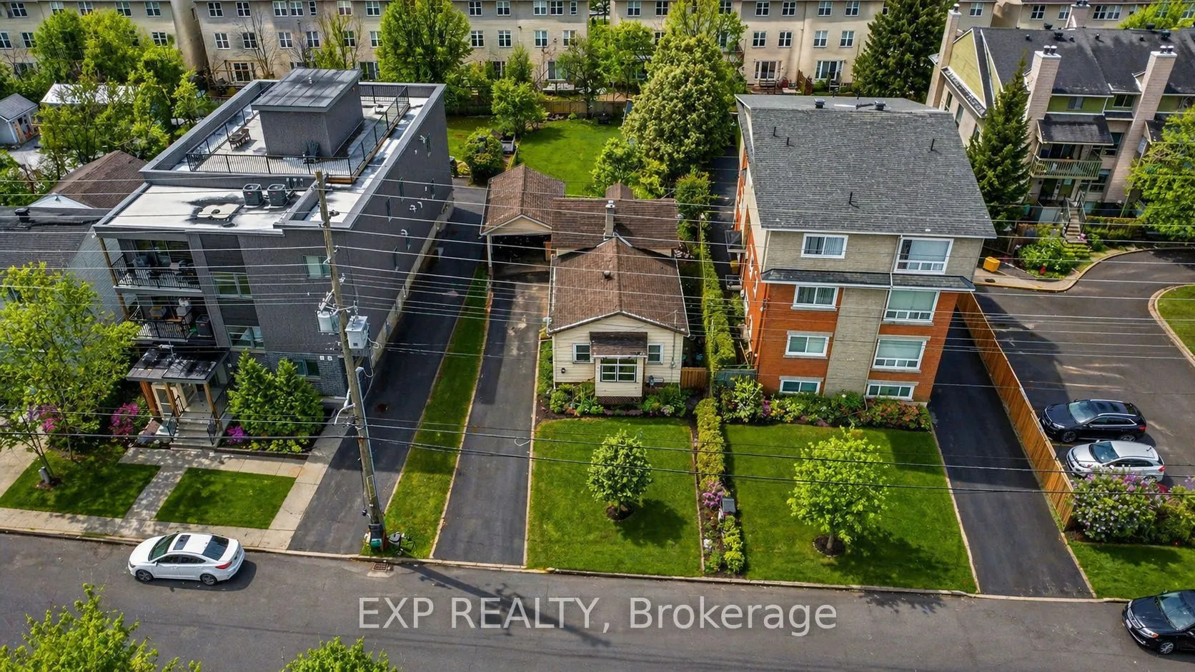 Detached Home For Sale | X12578916