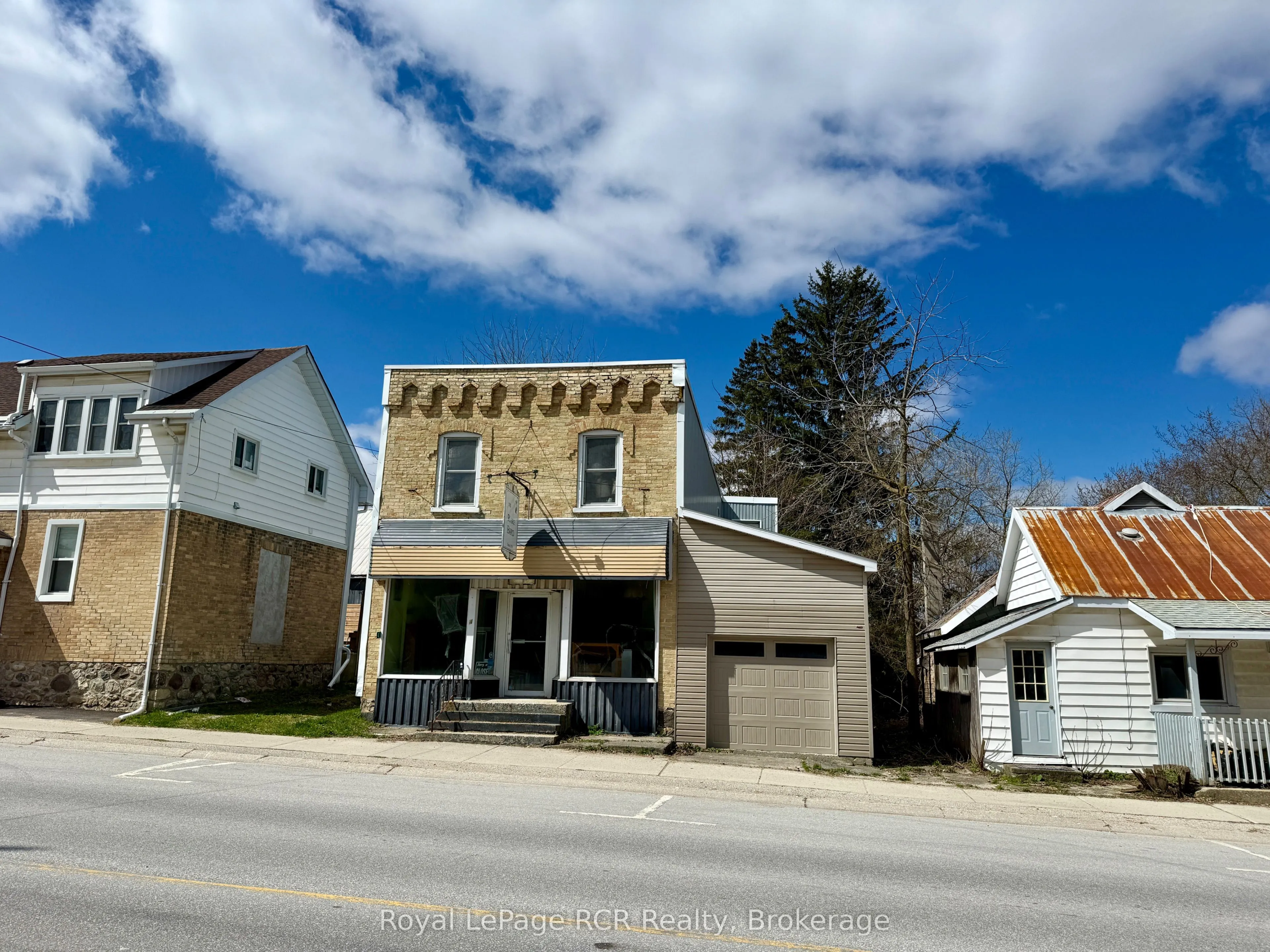 Link Property For Sale | X12584946