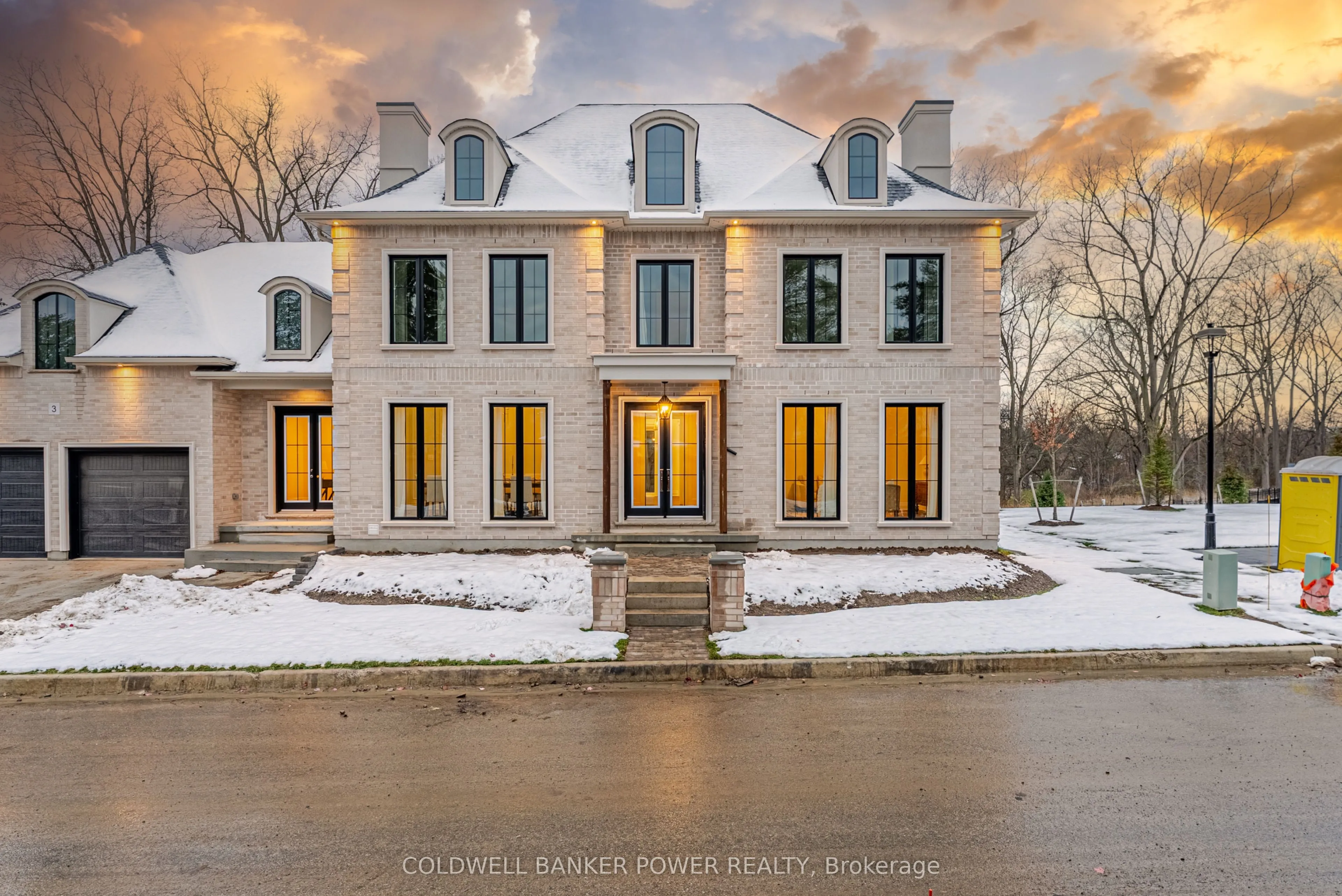 Detached Home For Sale | X12627962