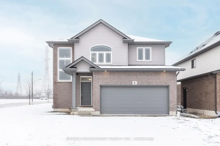 6  Laurent  Avenue, Welland, ON L3B 0E2