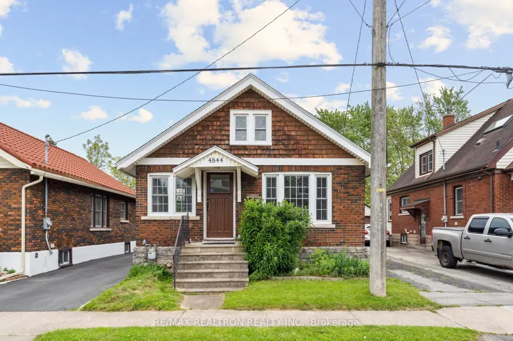 4844  Sixth  Avenue, Niagara Falls, ON L2E 4T9