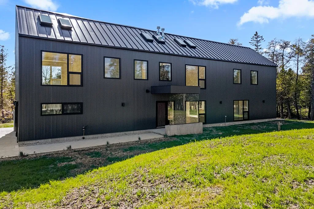Detached Home For Sale | X12679278