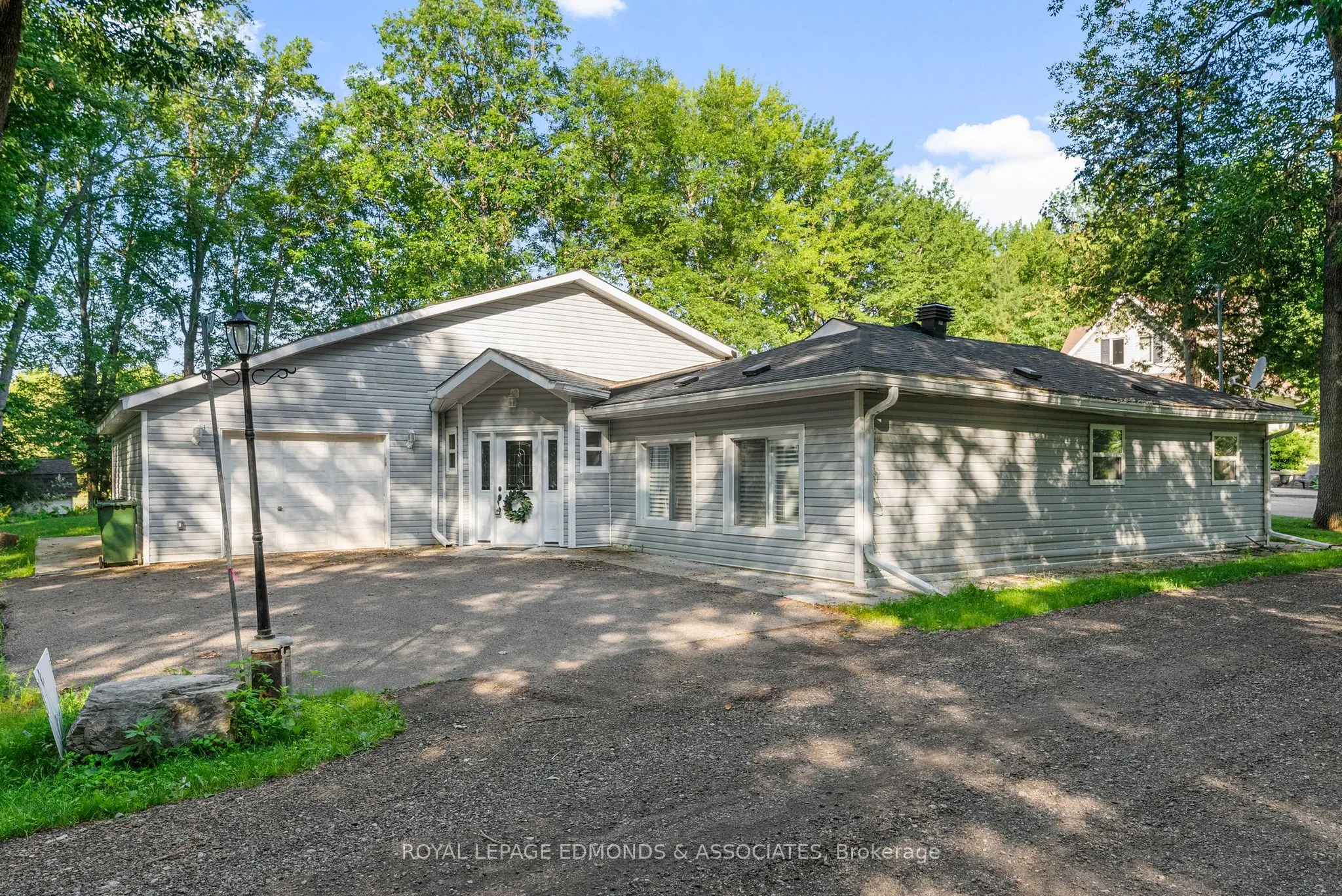 Detached Home For Sale | X12698868