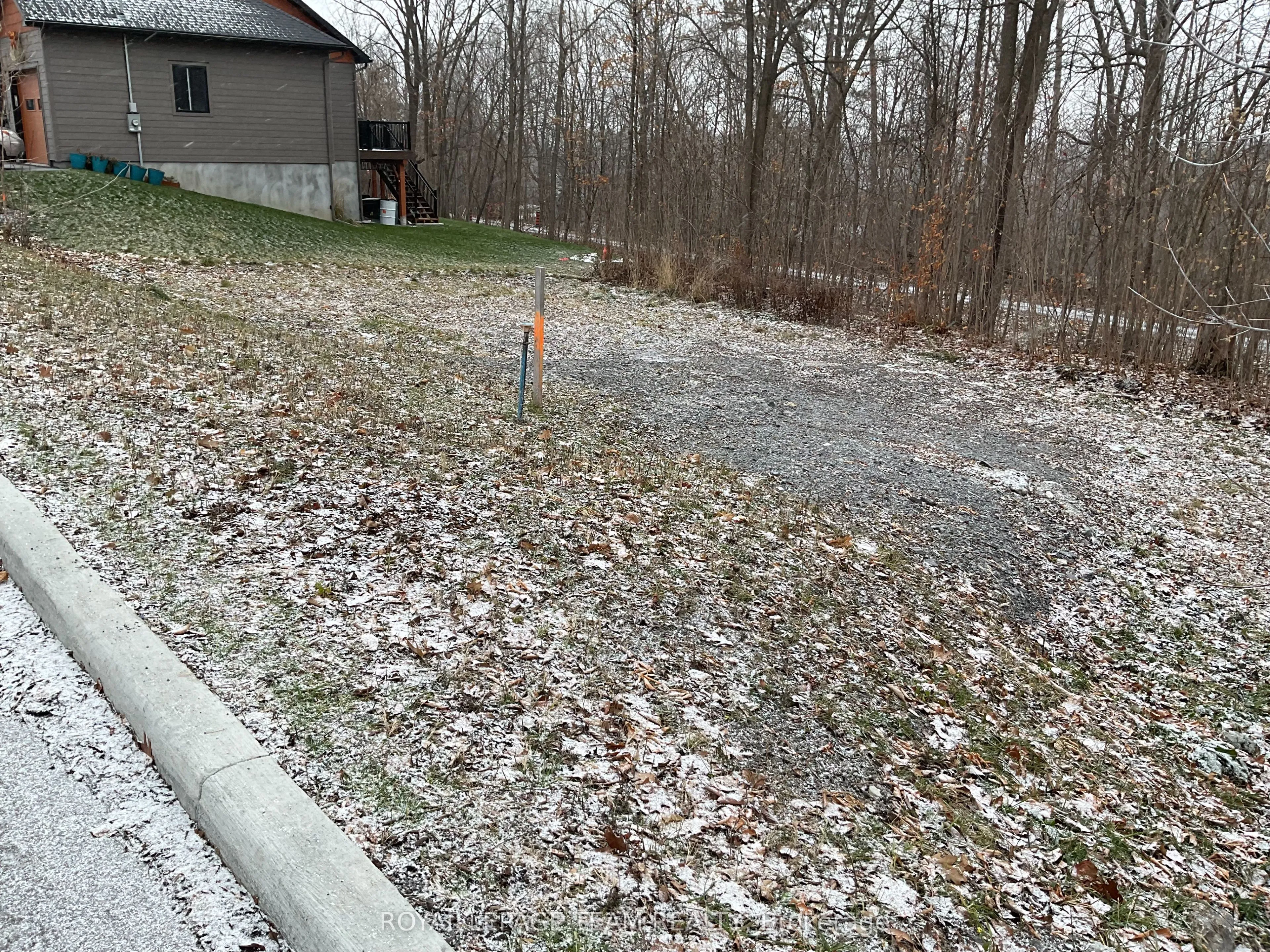Vacant Land For Sale | X12702030