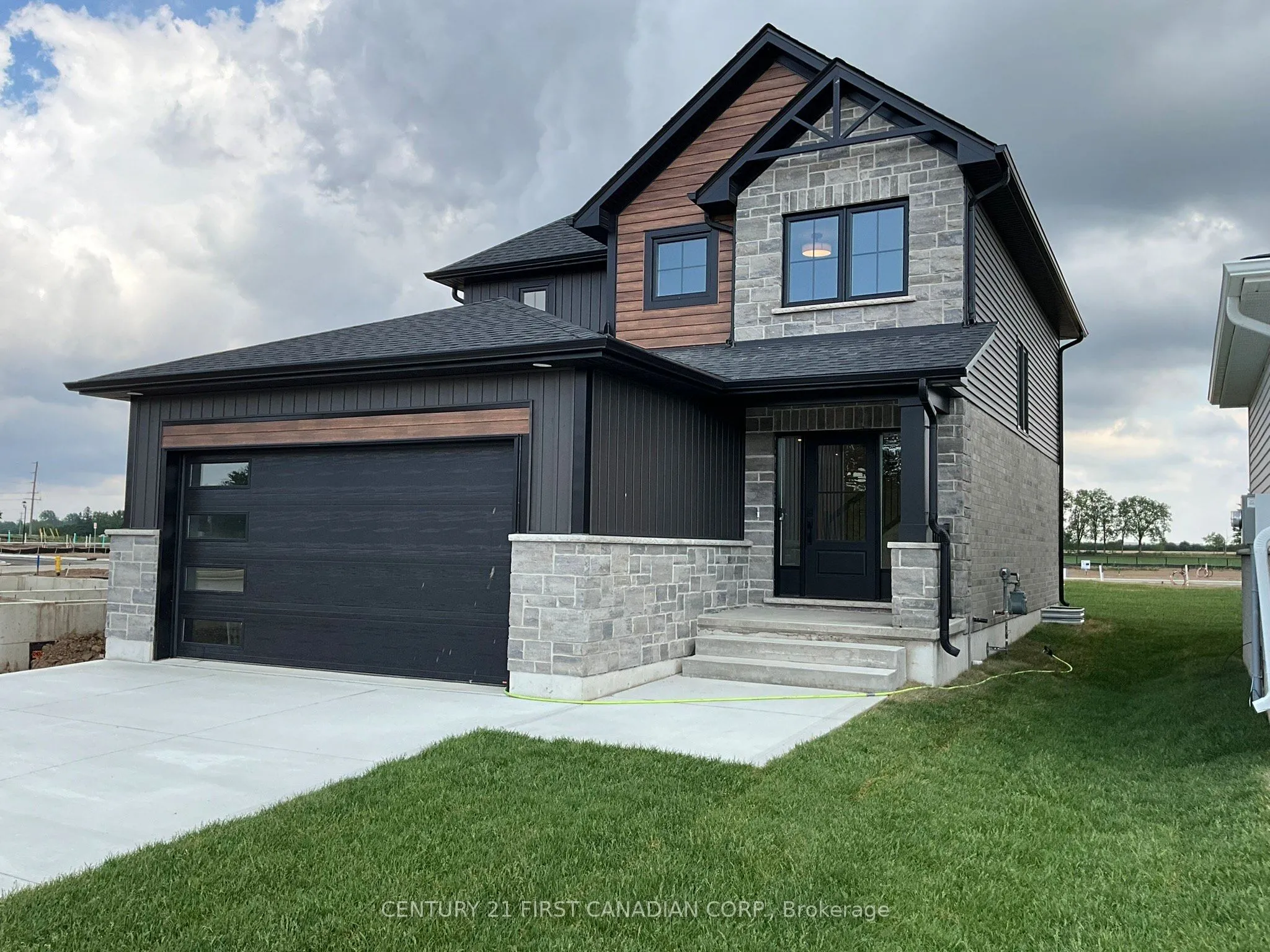 Detached Home For Sale | X12713680