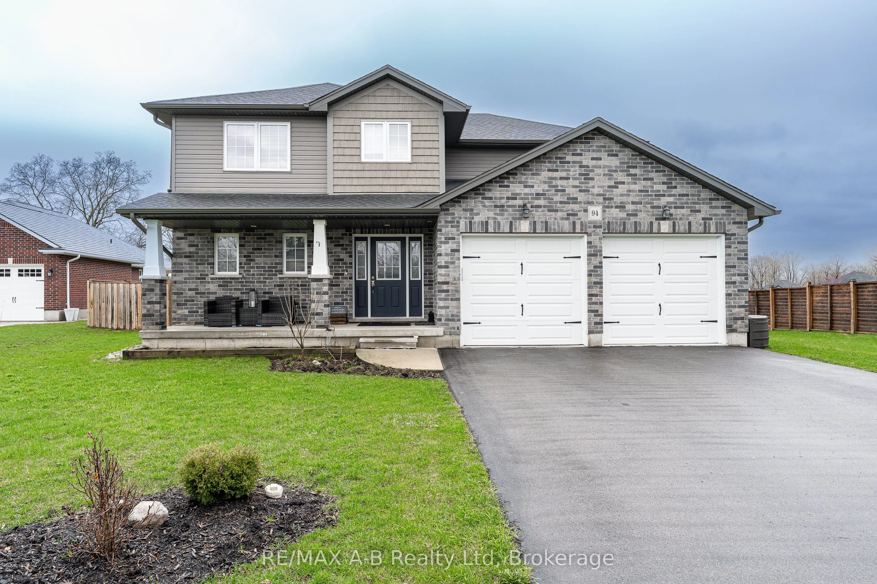 Detached Home For Sale | X12738114