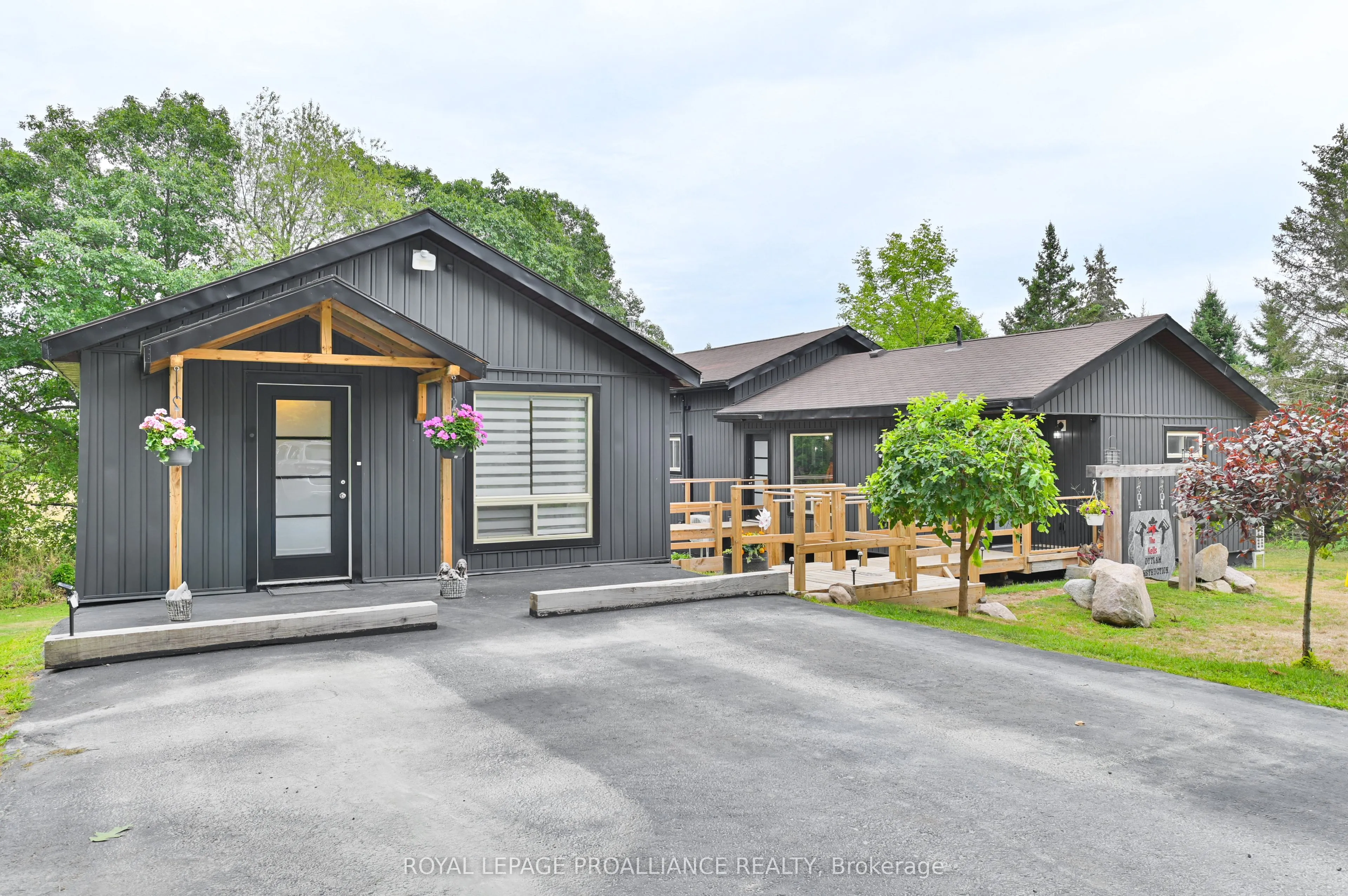 Detached Home For Sale | X12787804