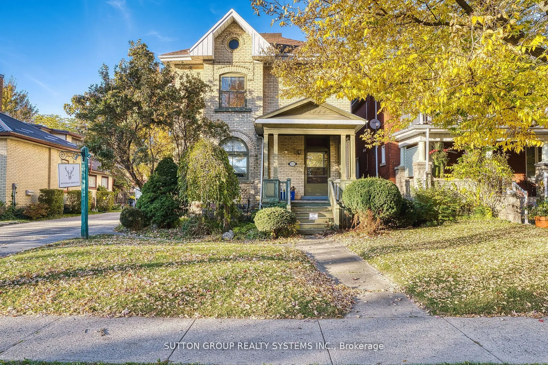 Link Property For Sale | X12798442