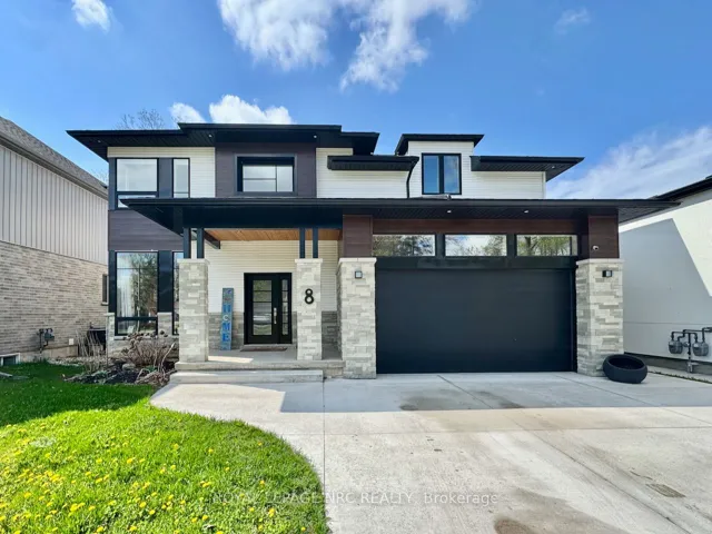 8  Hilda  Street, Welland, ON L3C 0H3
