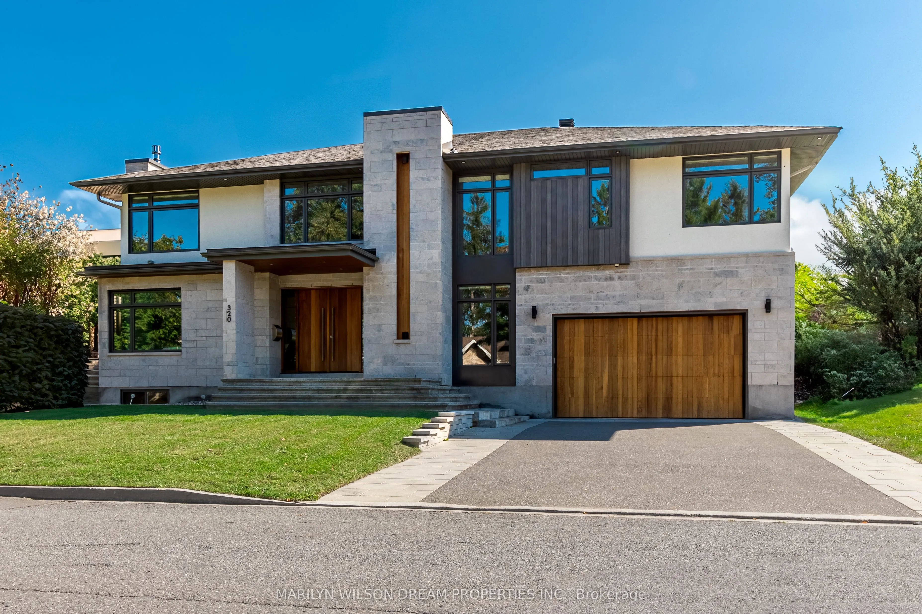 Detached Home For Sale | X12812538