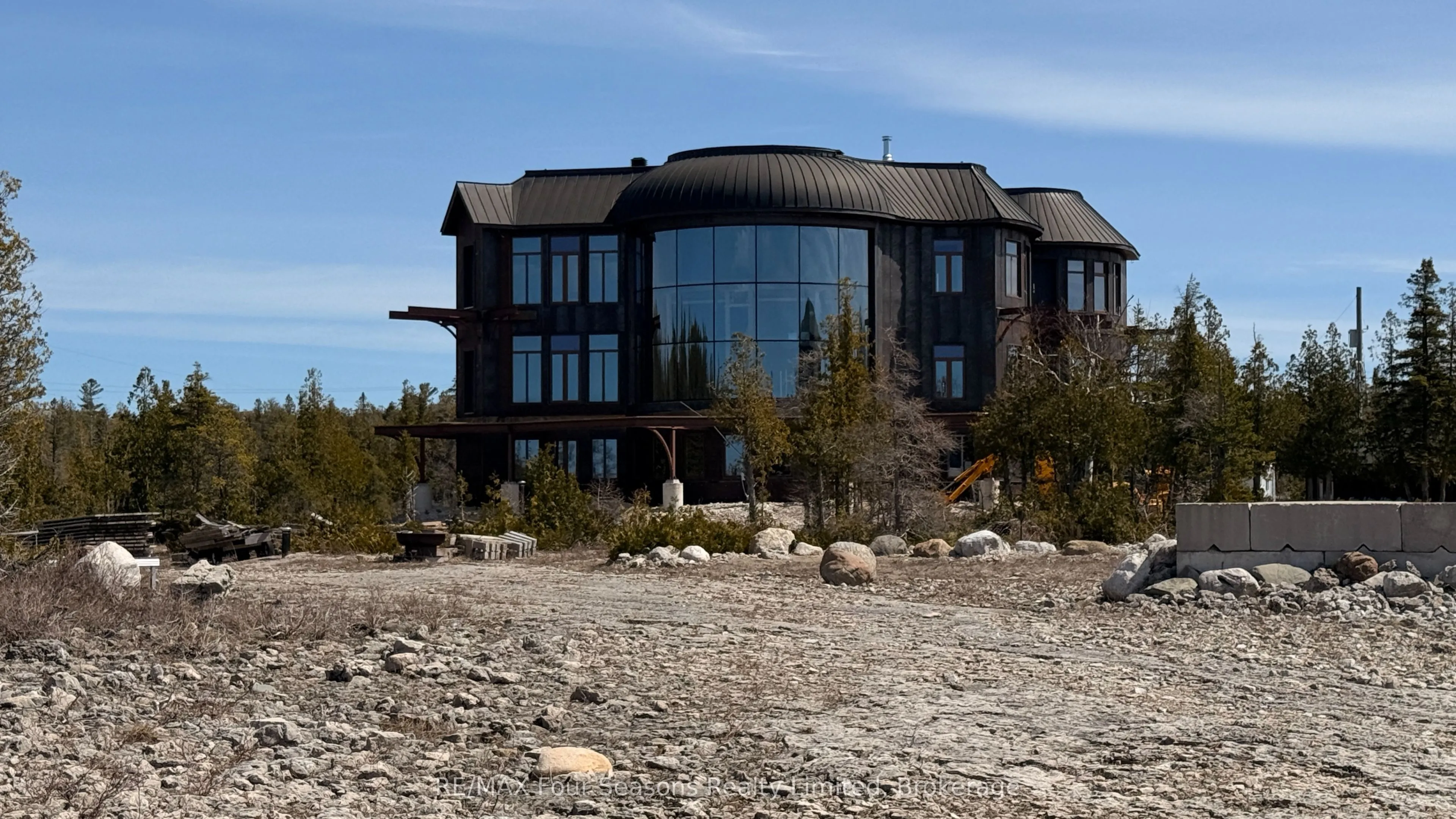 Detached Home For Sale | X12823142