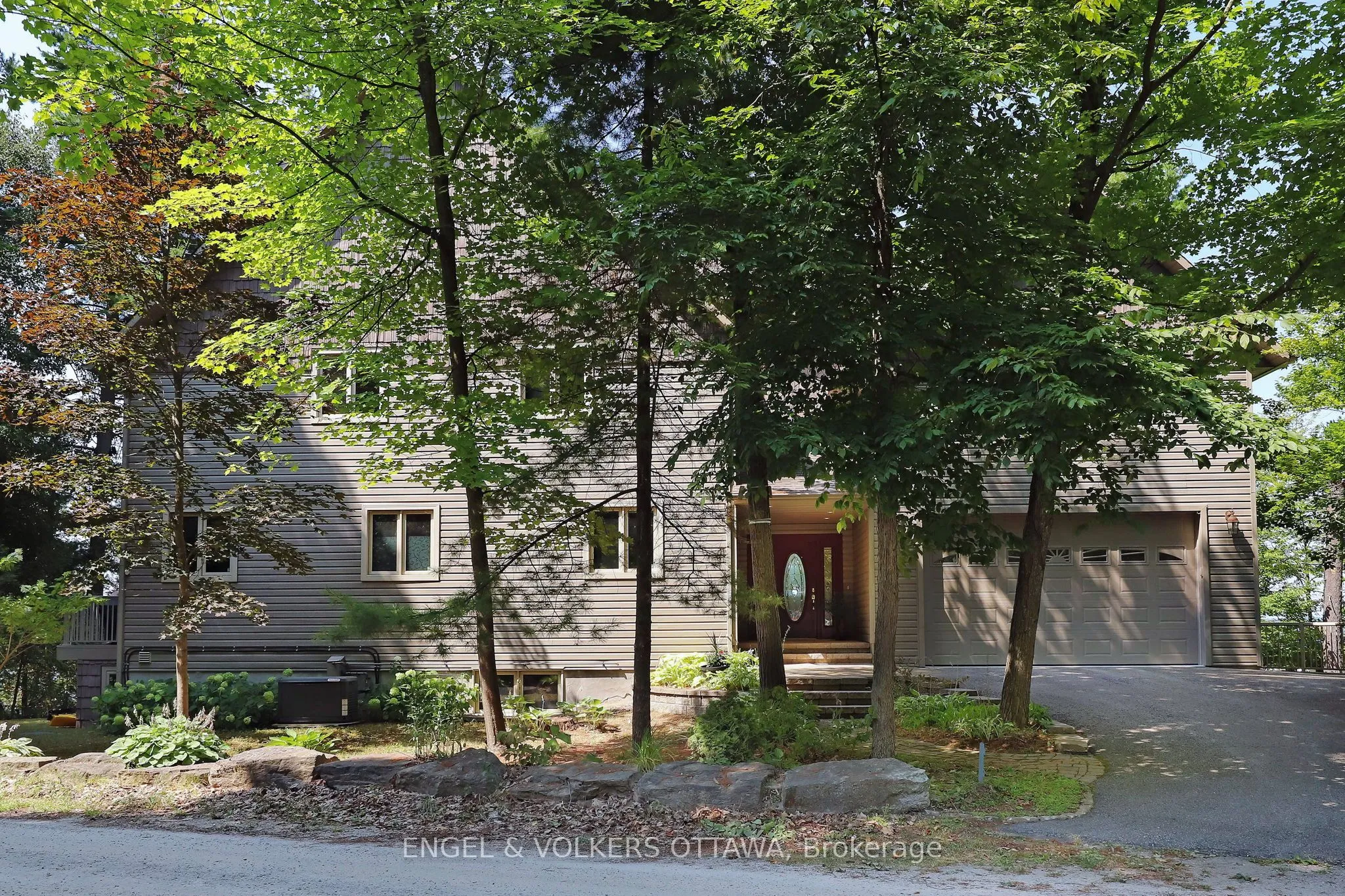 Detached Home For Sale | X12833356