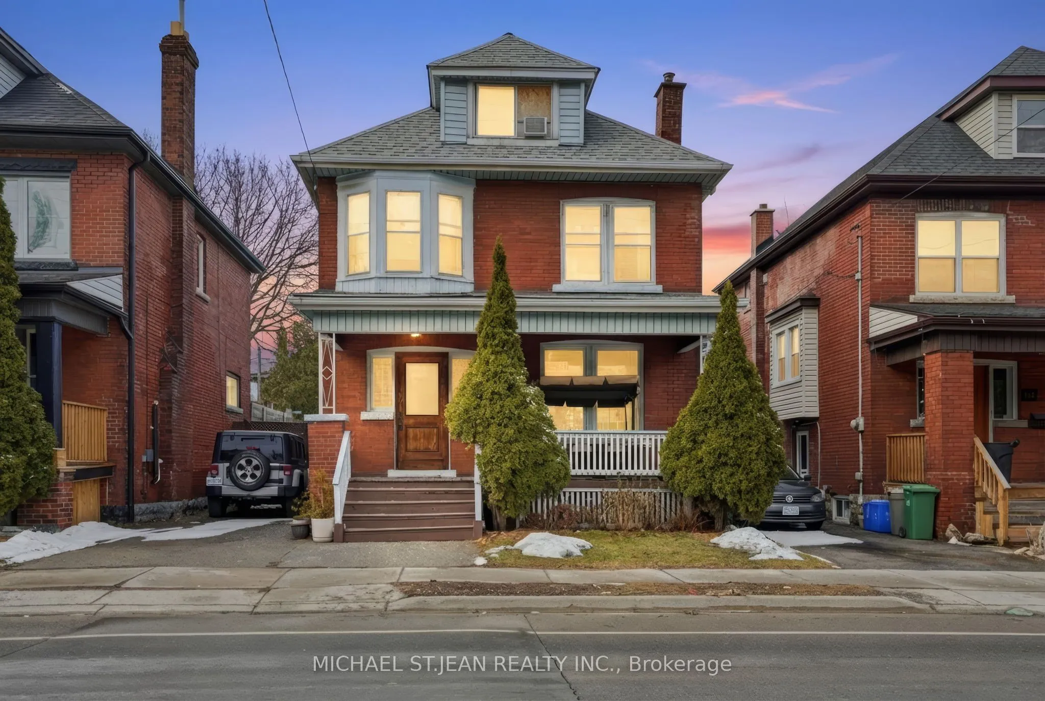 Duplex For Sale | X12841666