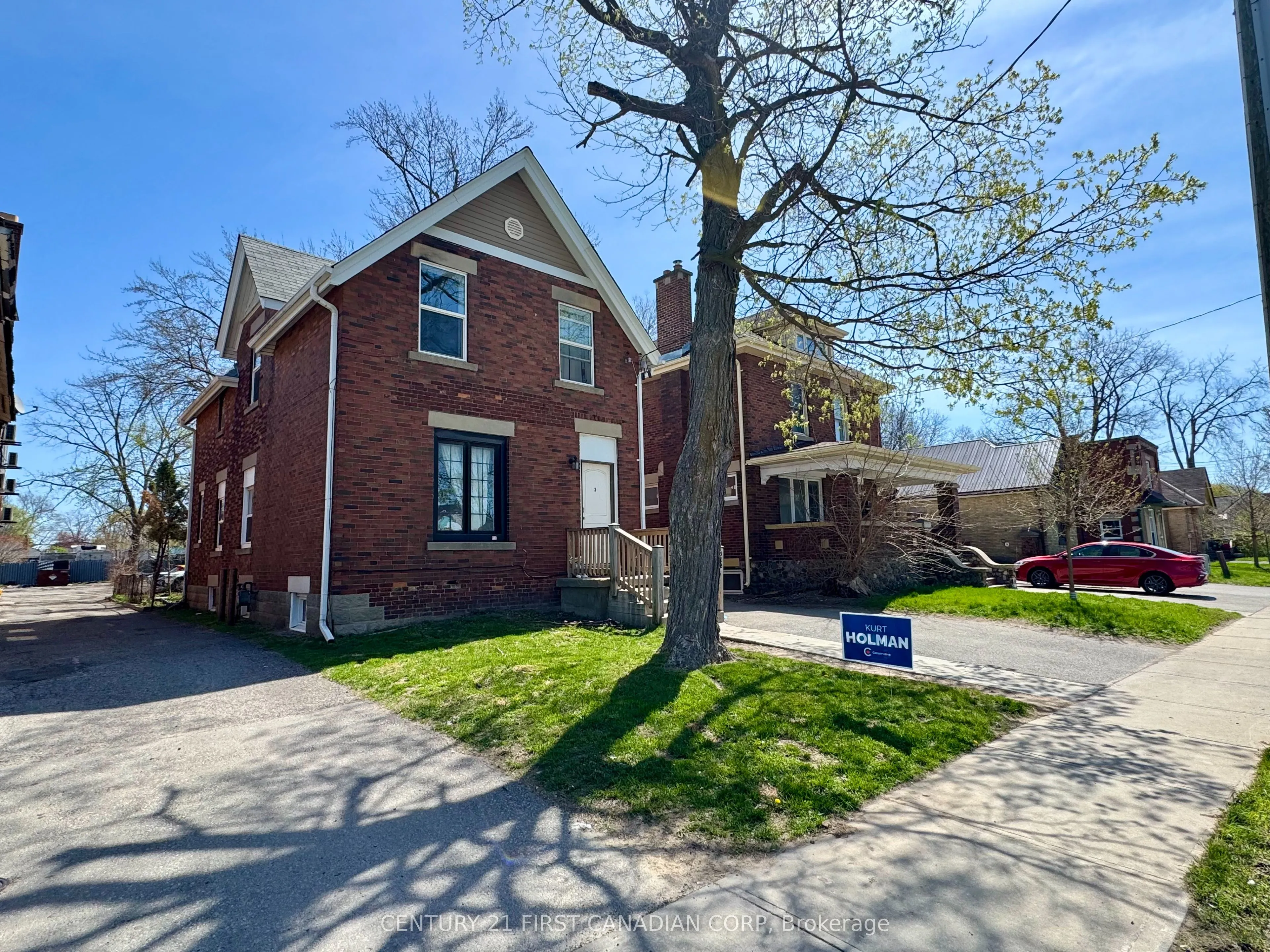 Duplex For Sale | X12845686