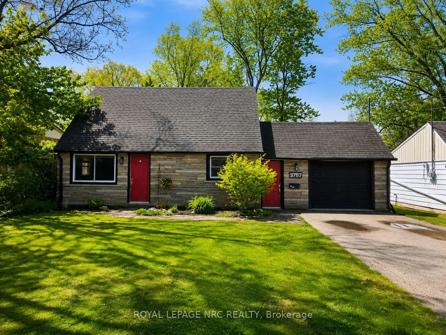 Detached Home For Sale | X12850456