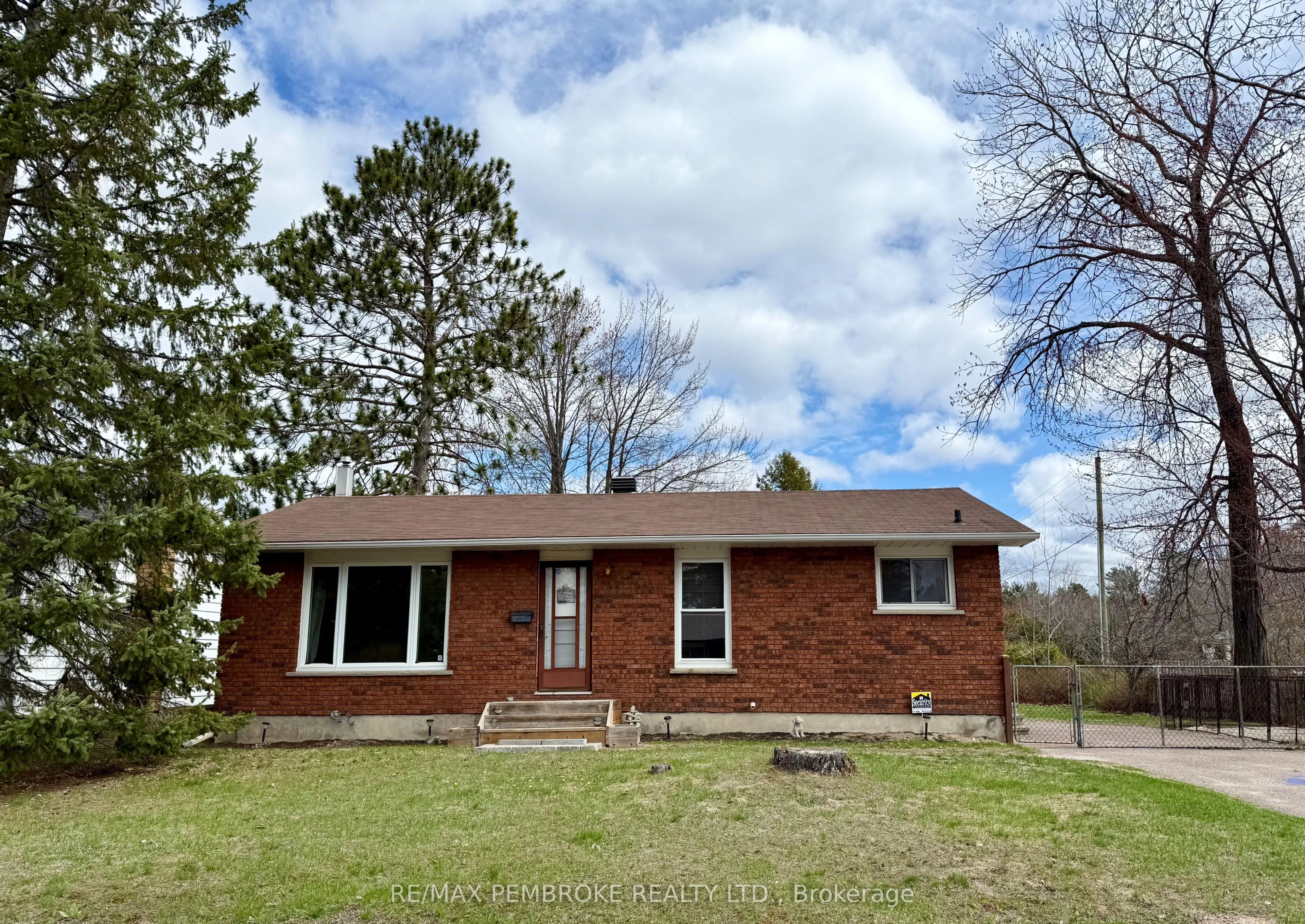 Detached Home For Sale | X12854796