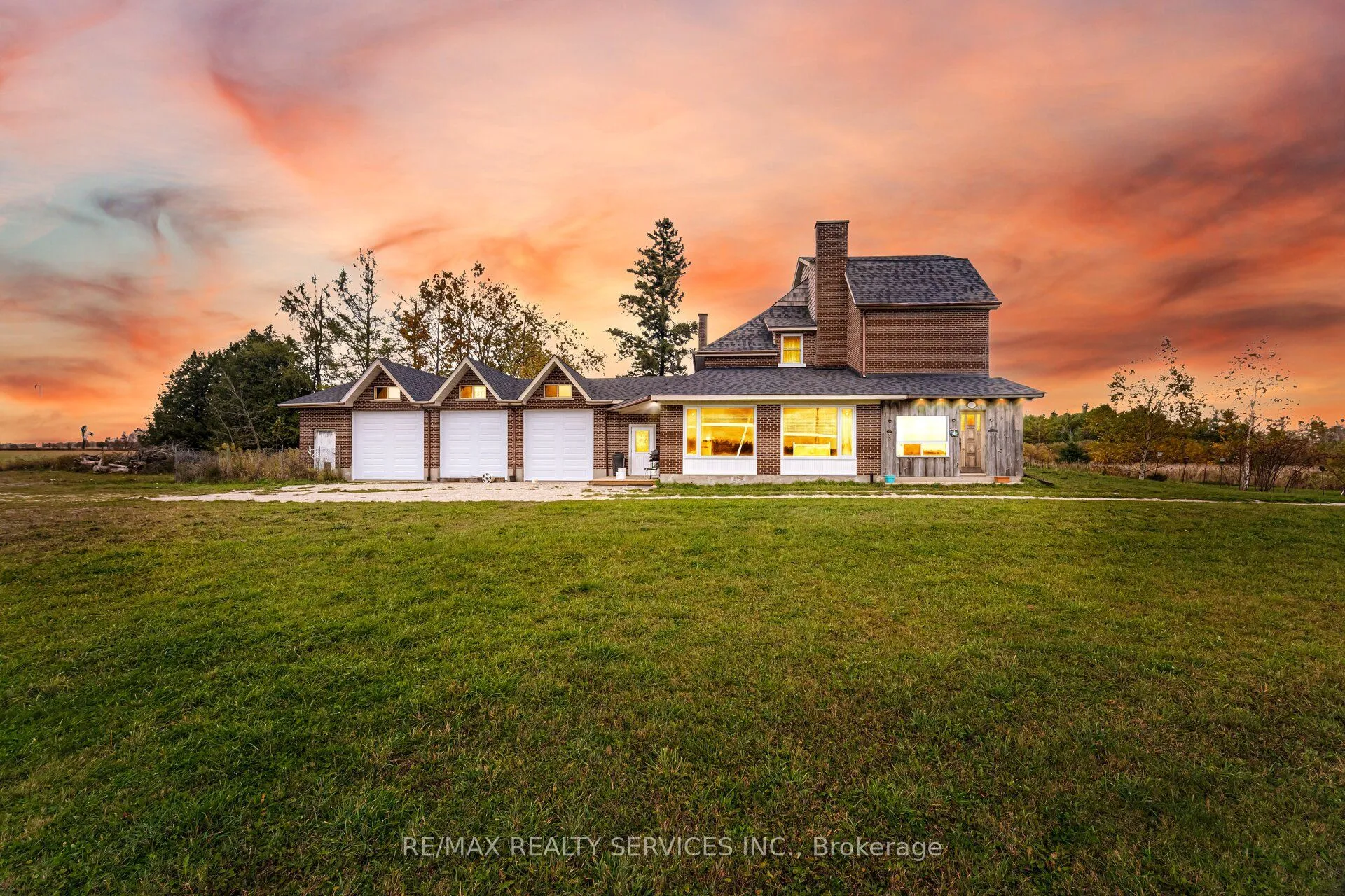 Detached Home For Sale | X12857778